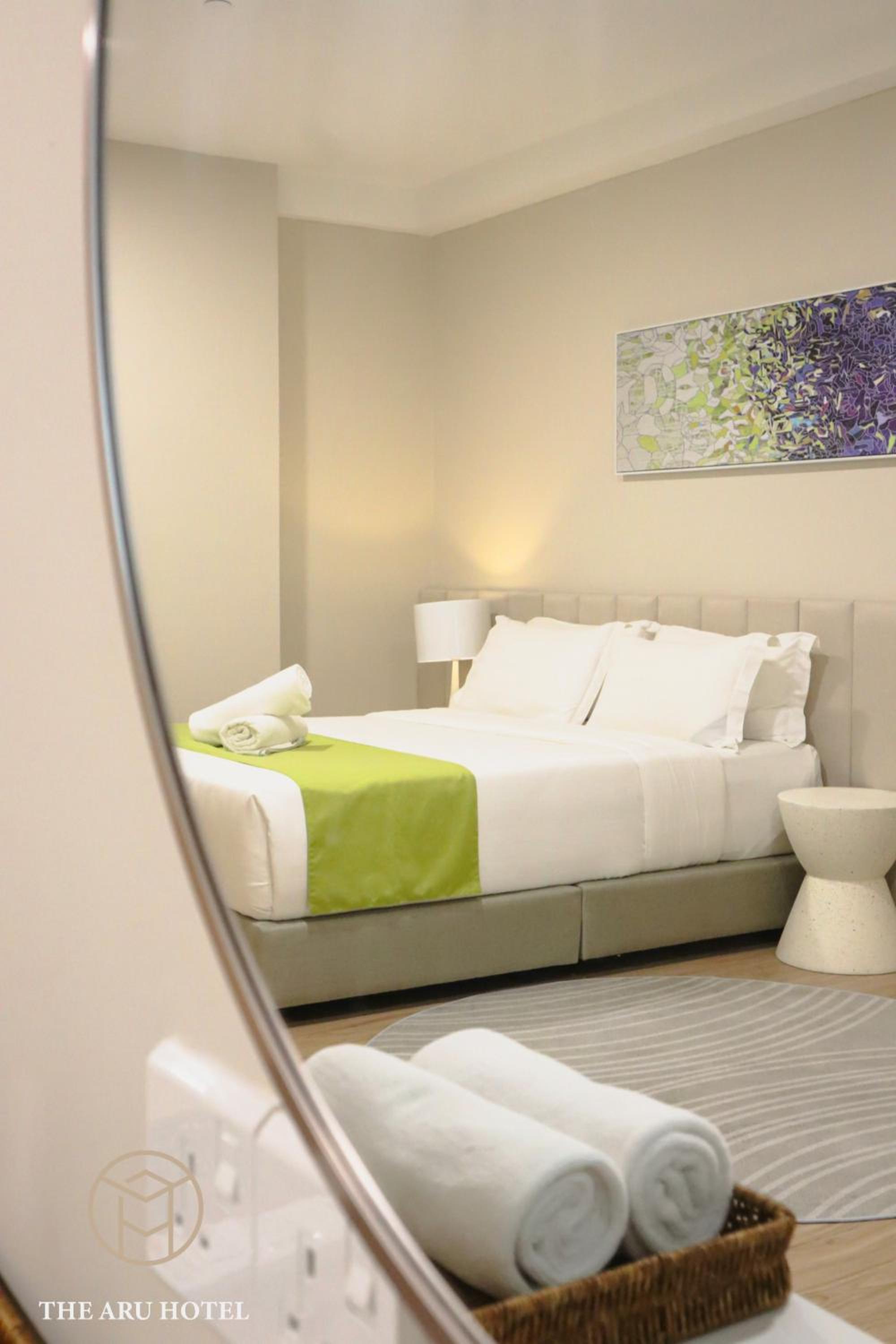 Room option 9 thumbnail 6
