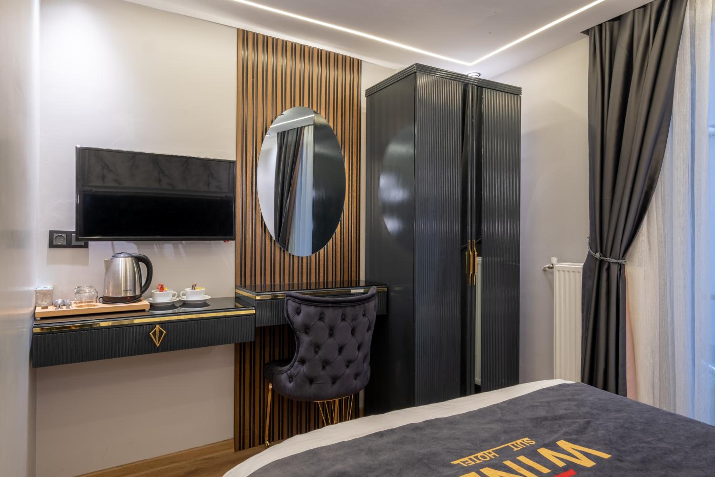 Studio Apartment photo 3