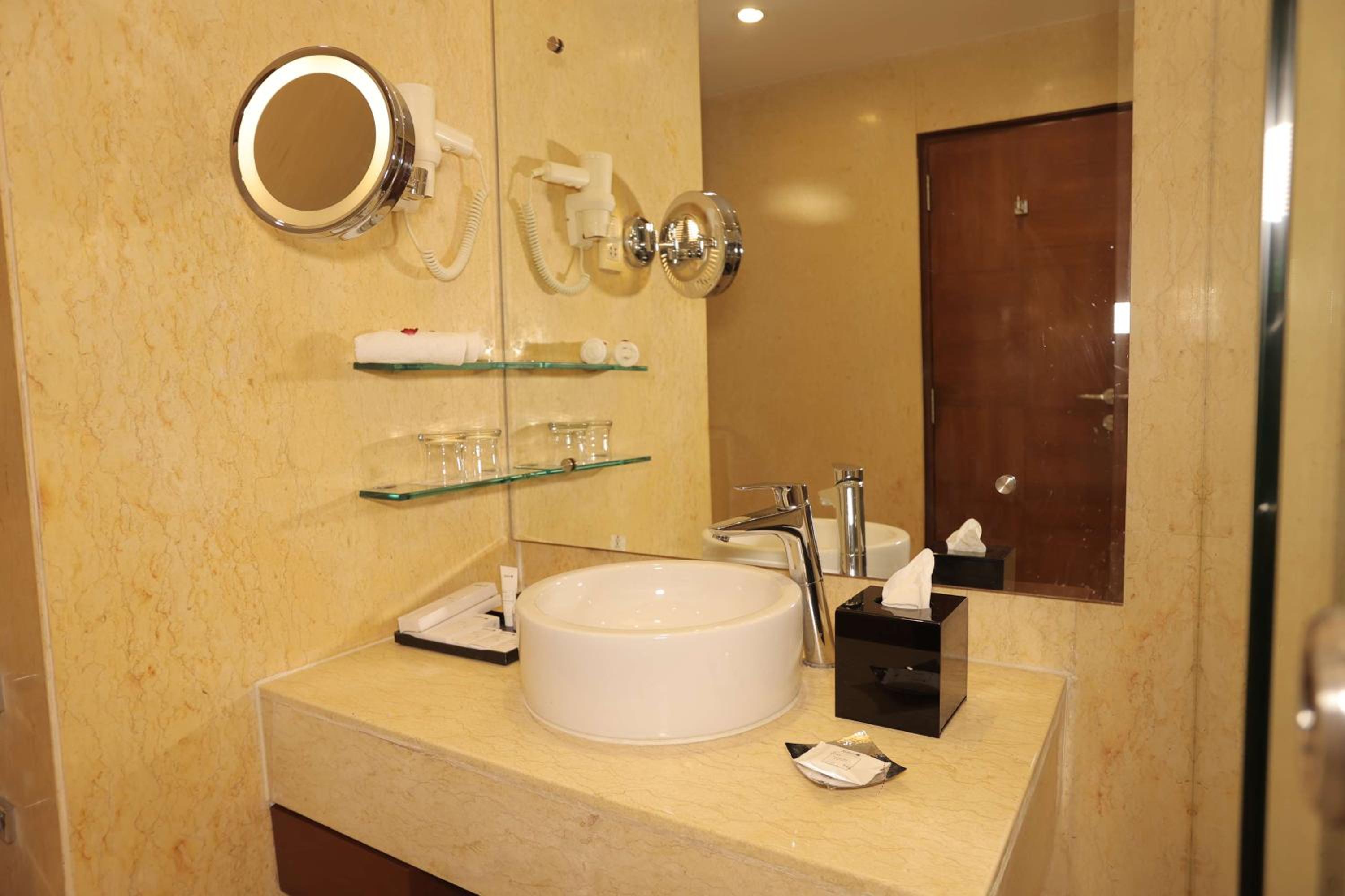 Business Class: 15% off on F&B, 20% off on Spa, Happy Hours with 1+1 offer,Complimentary Welcome Drink,Live Music, Cultural activities with Tea/Coffee, INR 700 charges per person to avail One-hour unlimited gaming experience @ Game Galaxy (pay at hotel)