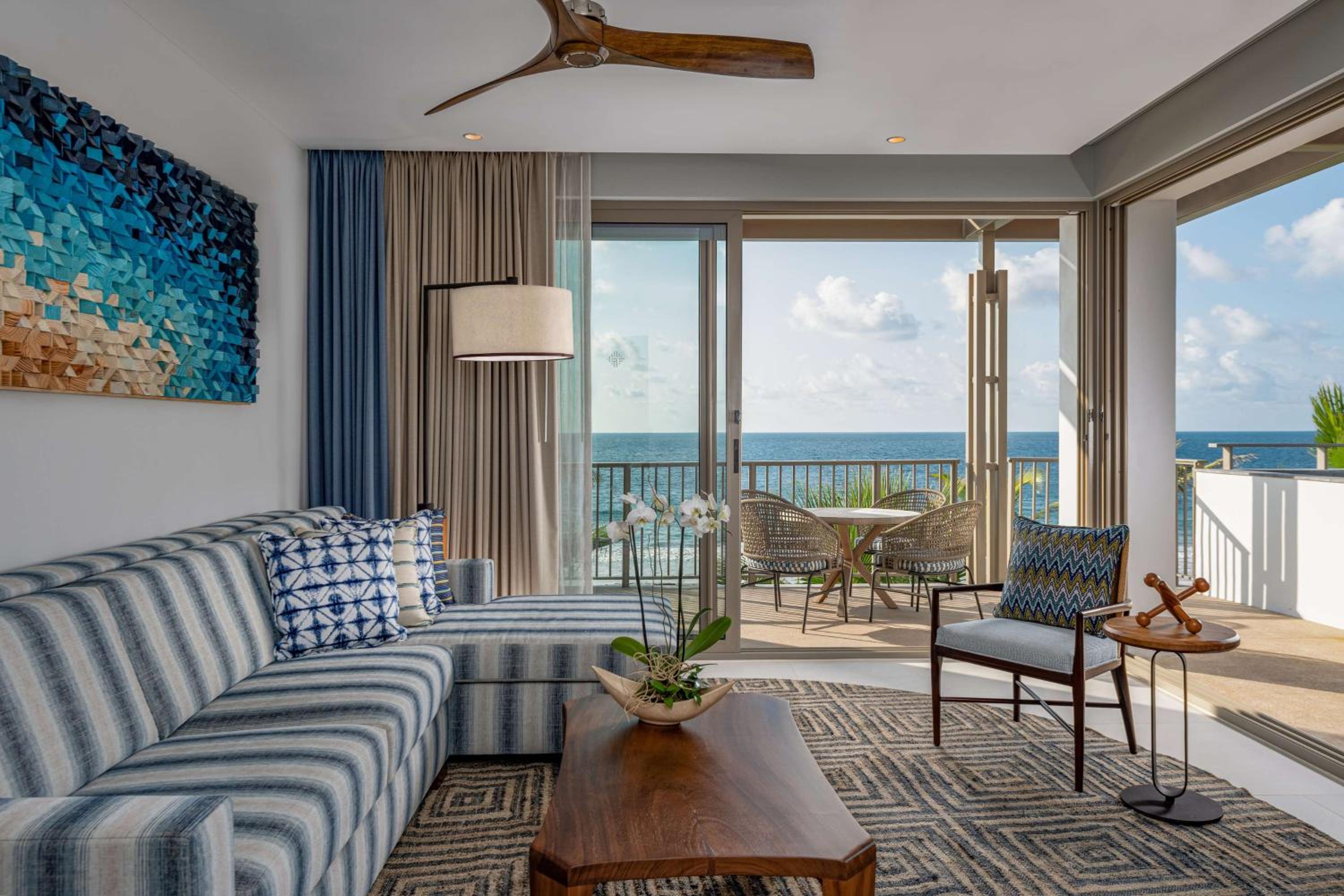 Beachfront Signature Suite With Plunge Pool