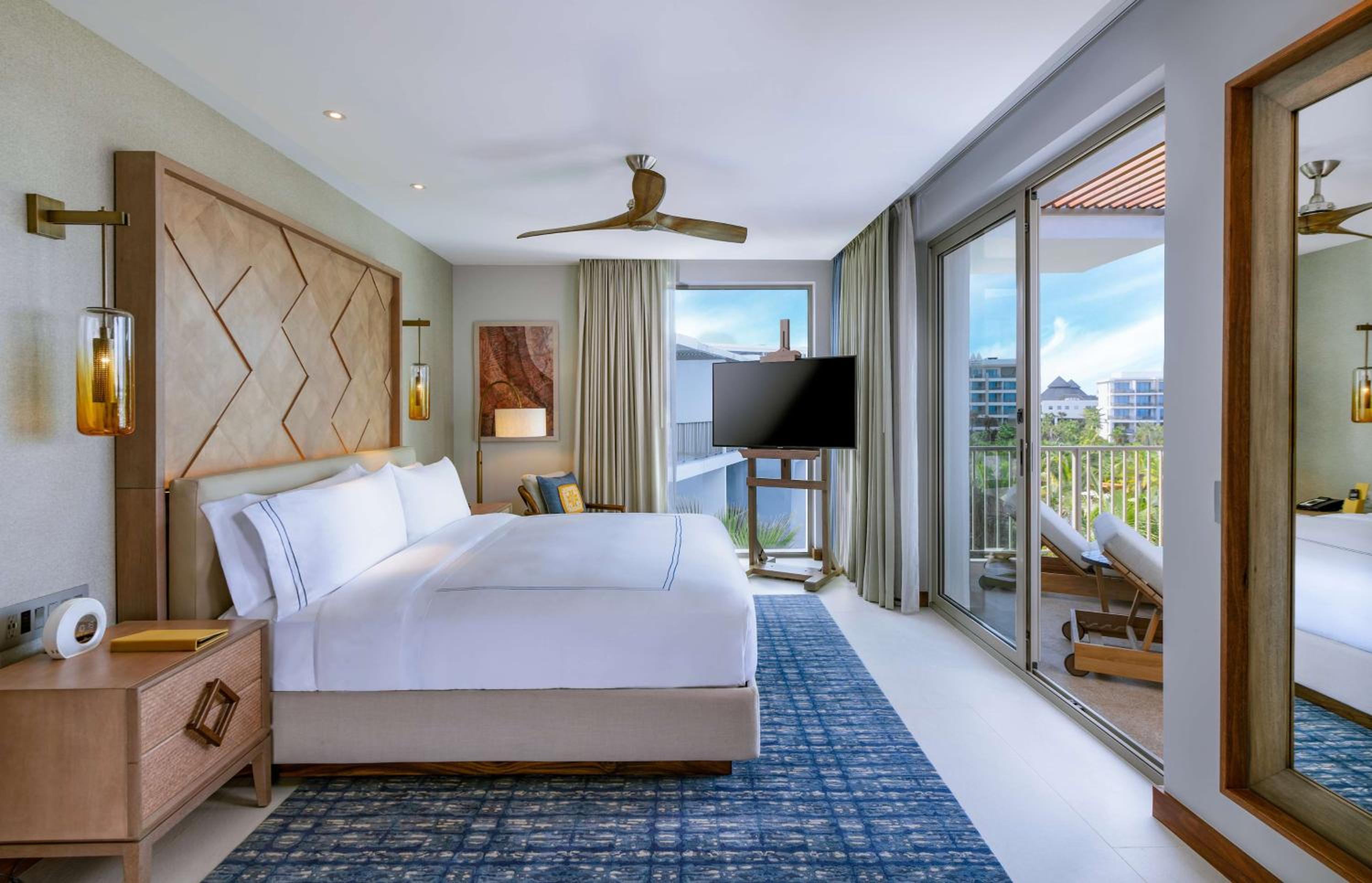 Signature Suite with Plunge Pool and Ocean View - Photo 3