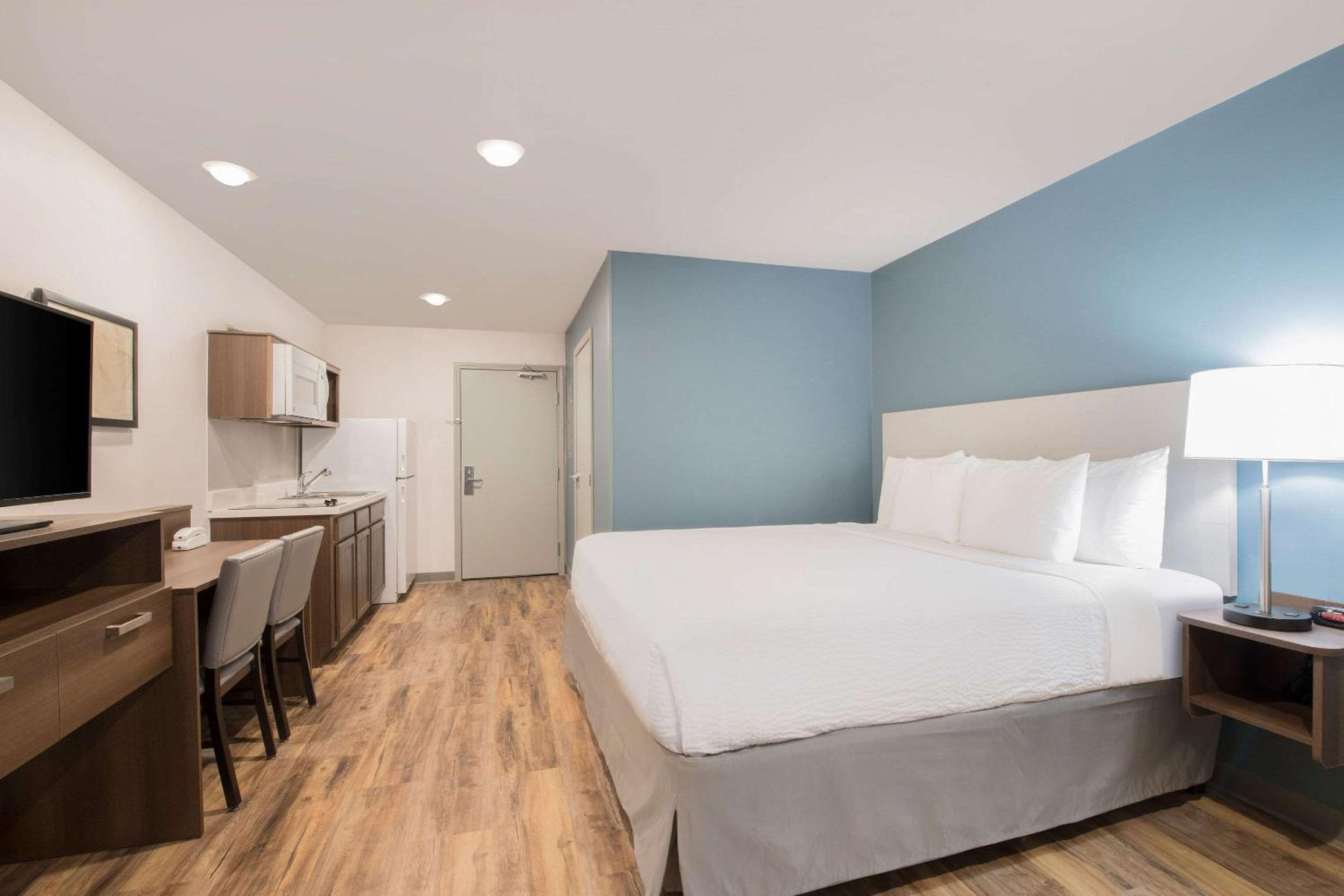 WoodSpring Suites Savannah Pooler, Photo 4