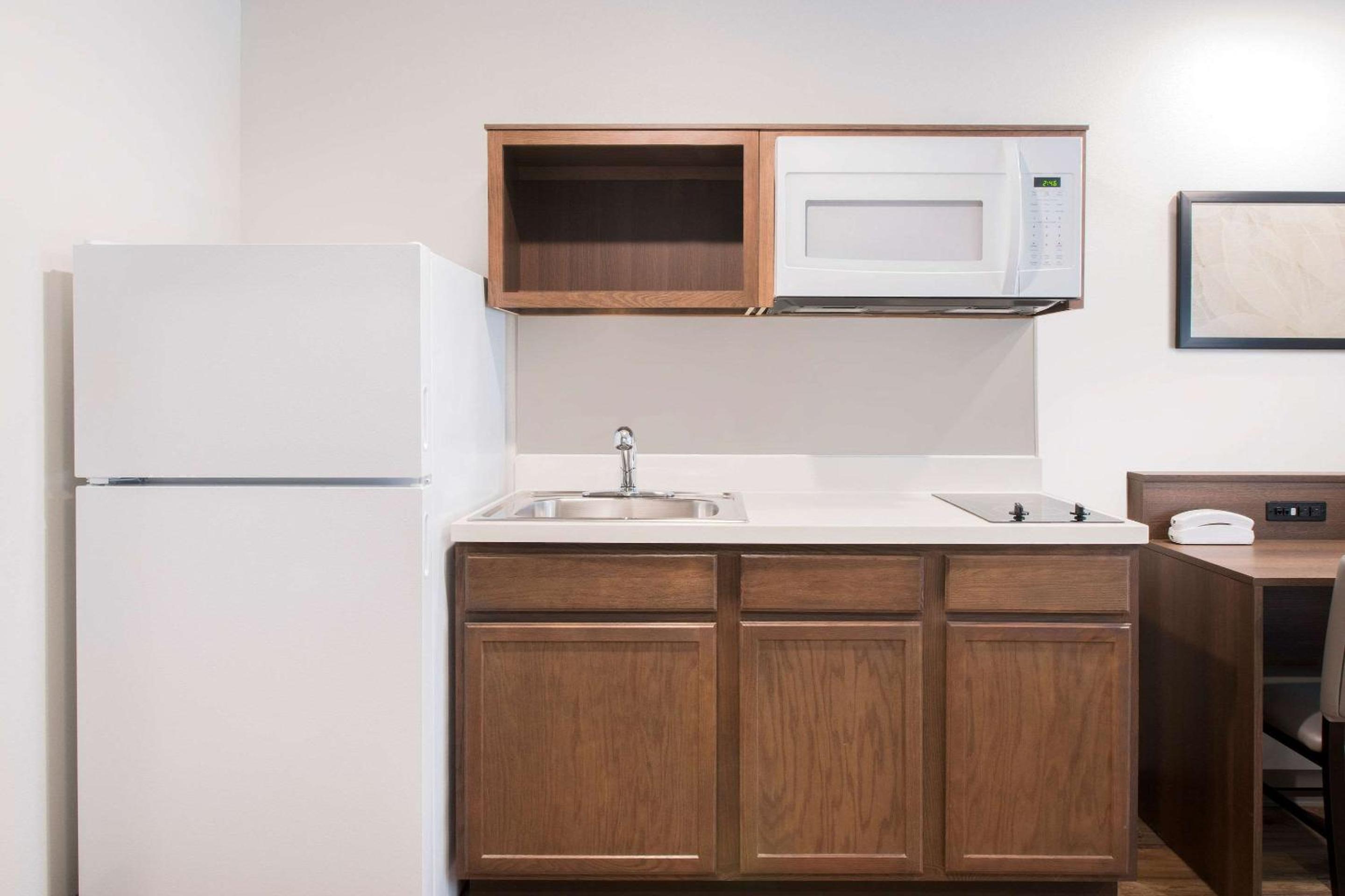 WoodSpring Suites Savannah Pooler, Photo 2
