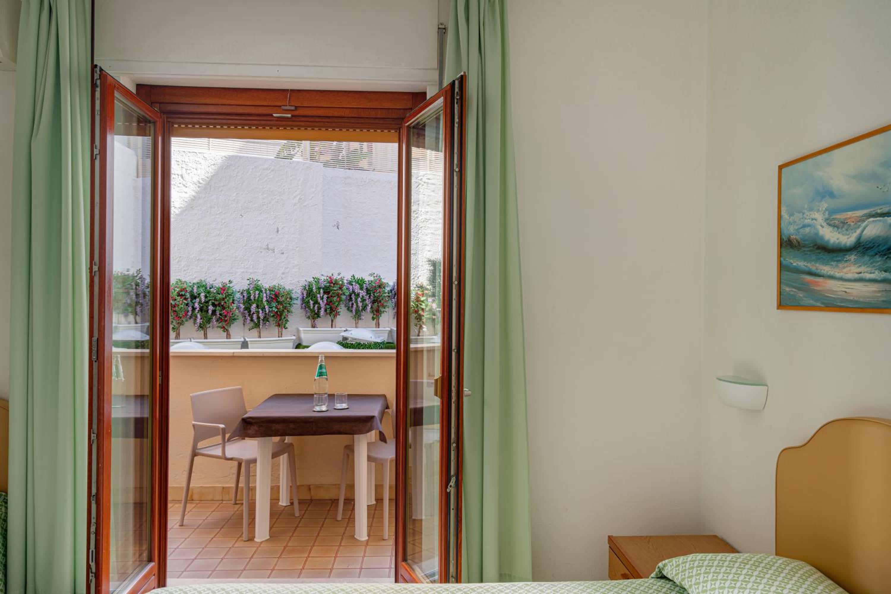 Standard Single Room