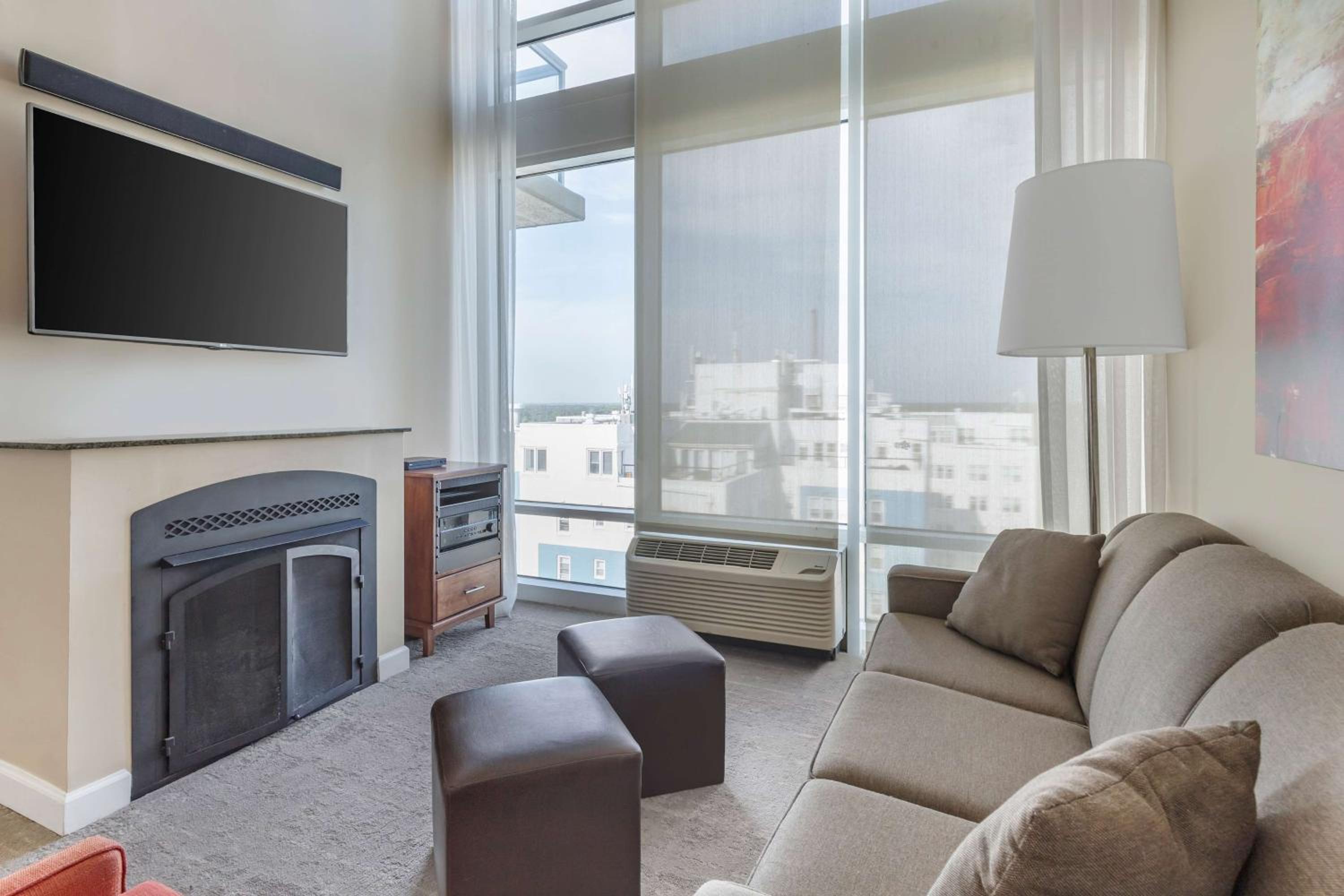 Two-Bedroom Bi-Level King Suite with Sofa Bed - Photo 3