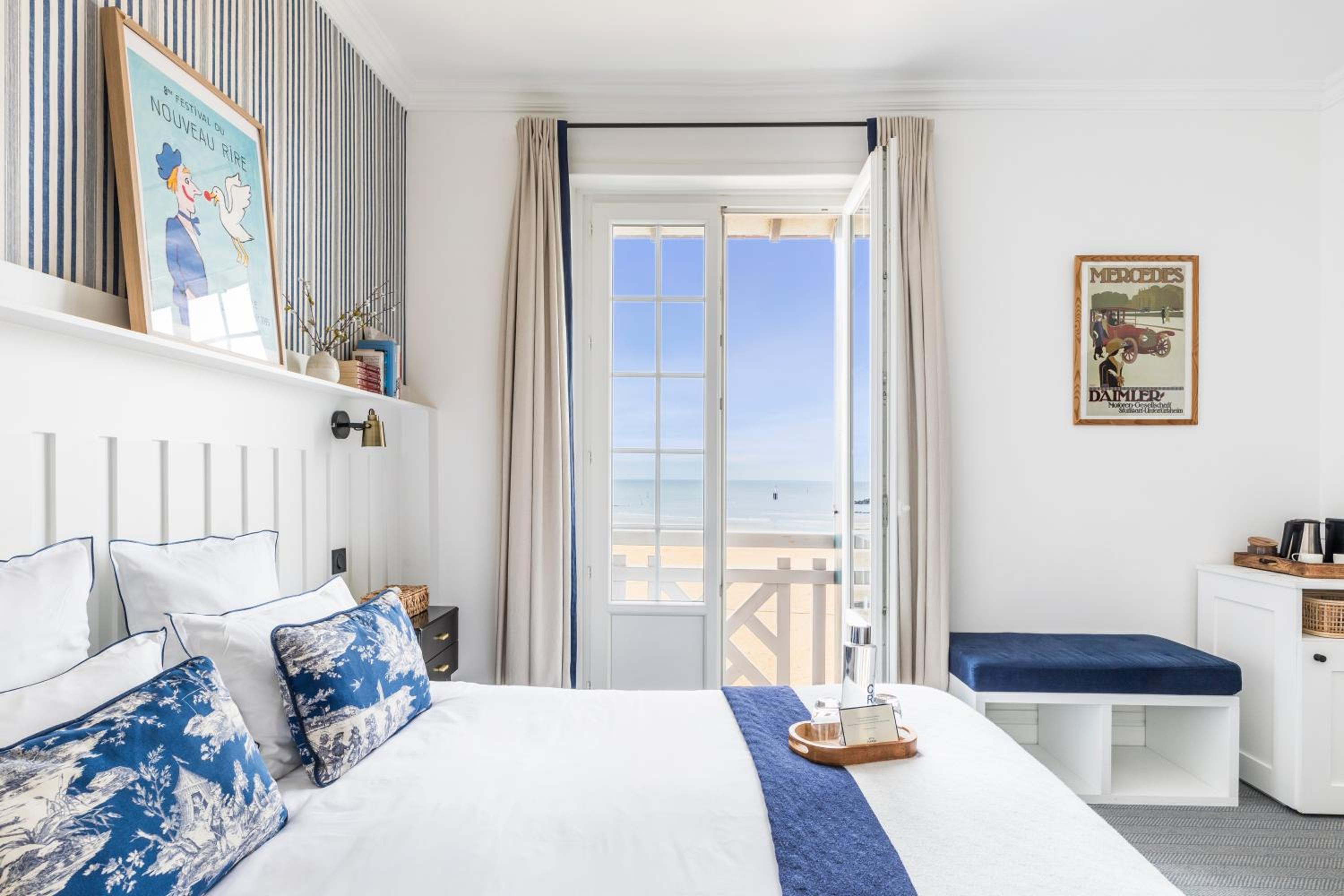 Deluxe Double Room with Sea View photo 3