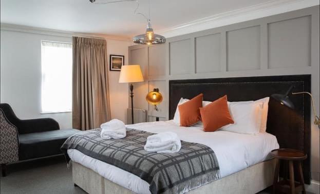 Deluxe Double or Twin Room photo 1