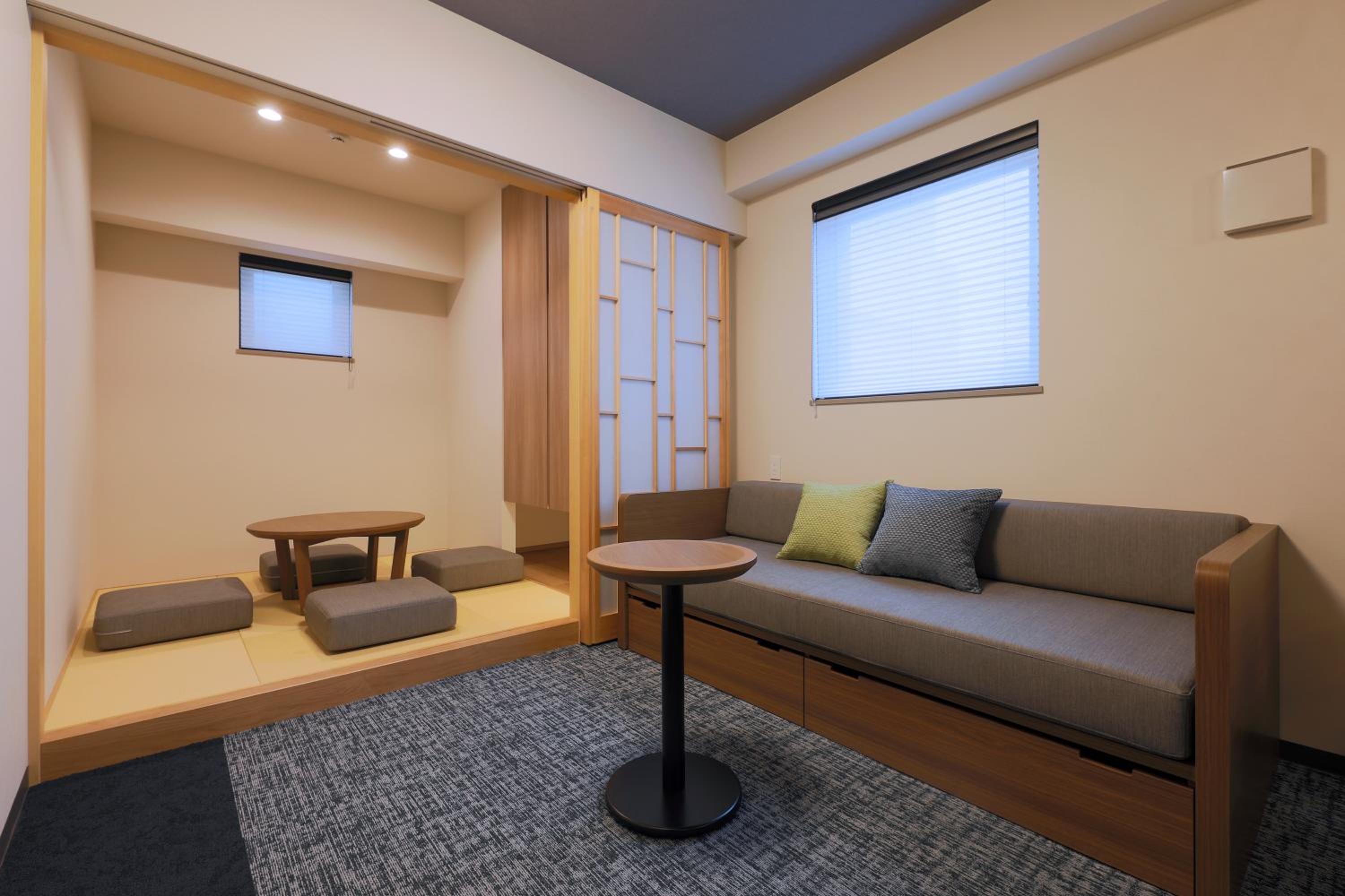 Top Floor Executive Room for 7 People photo 3