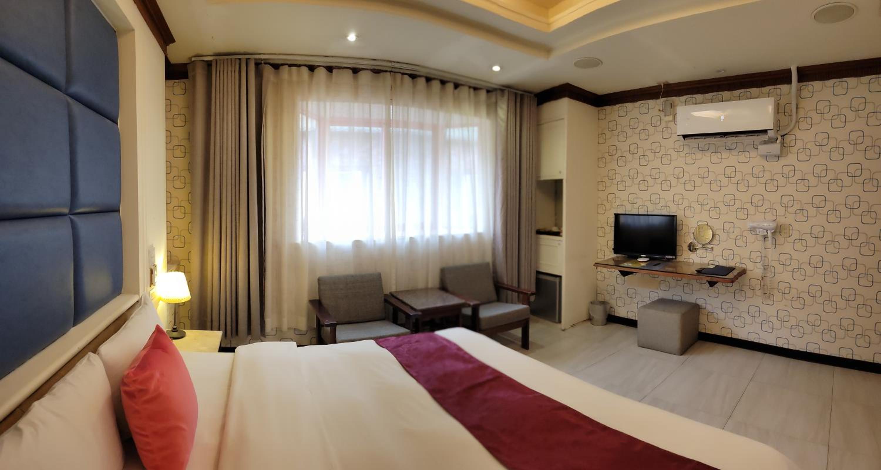 Basic Double Room photo 2