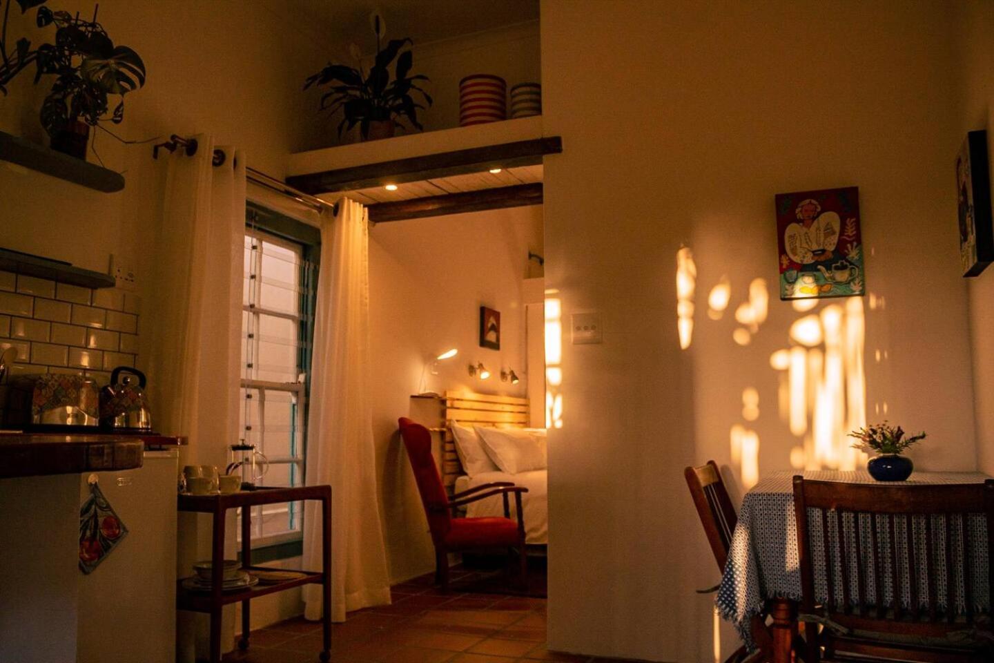 One-Bedroom Apartment with Garden photo 3