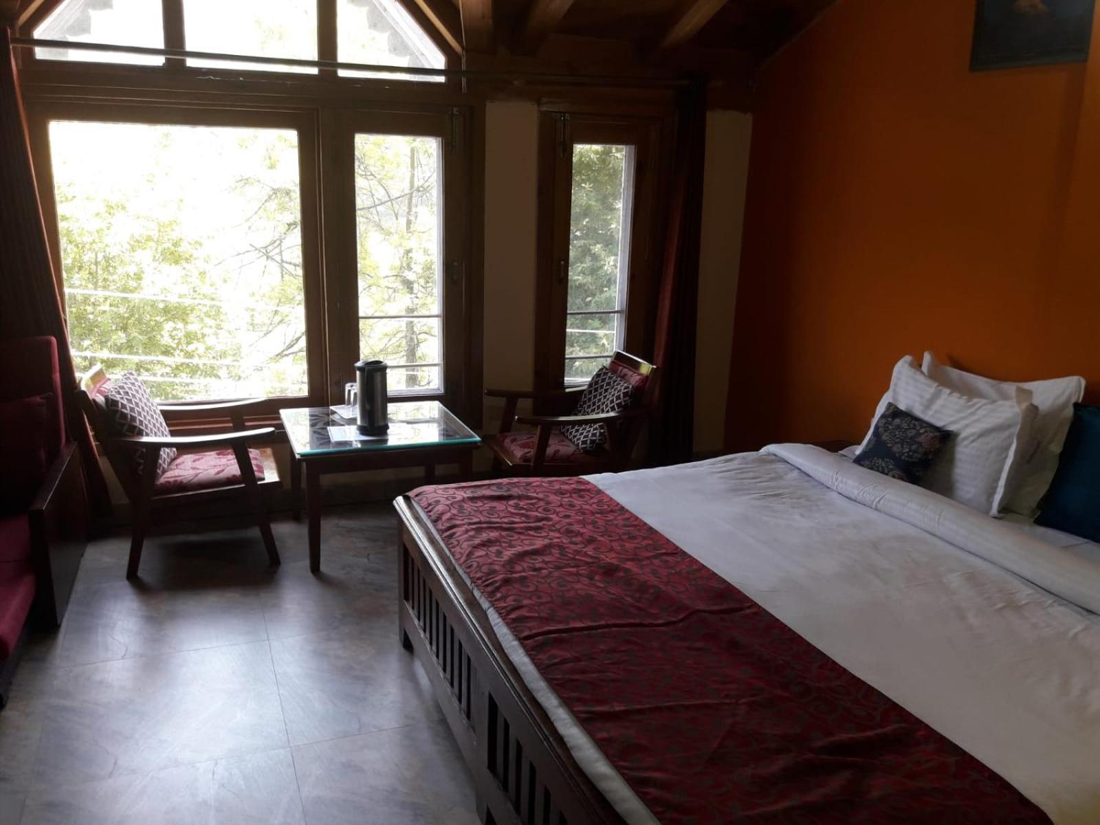 Triple Room with Lake View