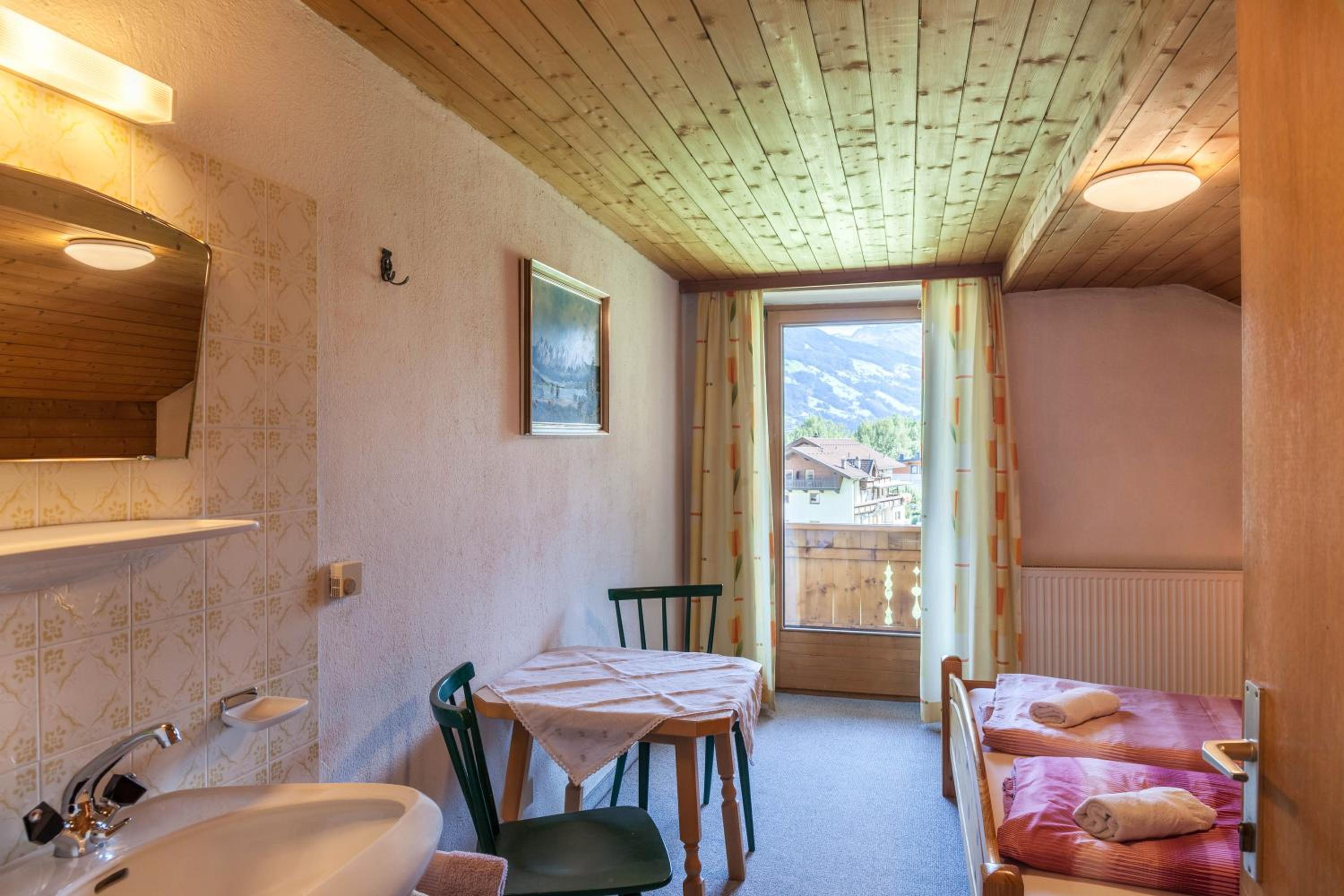 Superior Apartment with Balcony - Photo 31