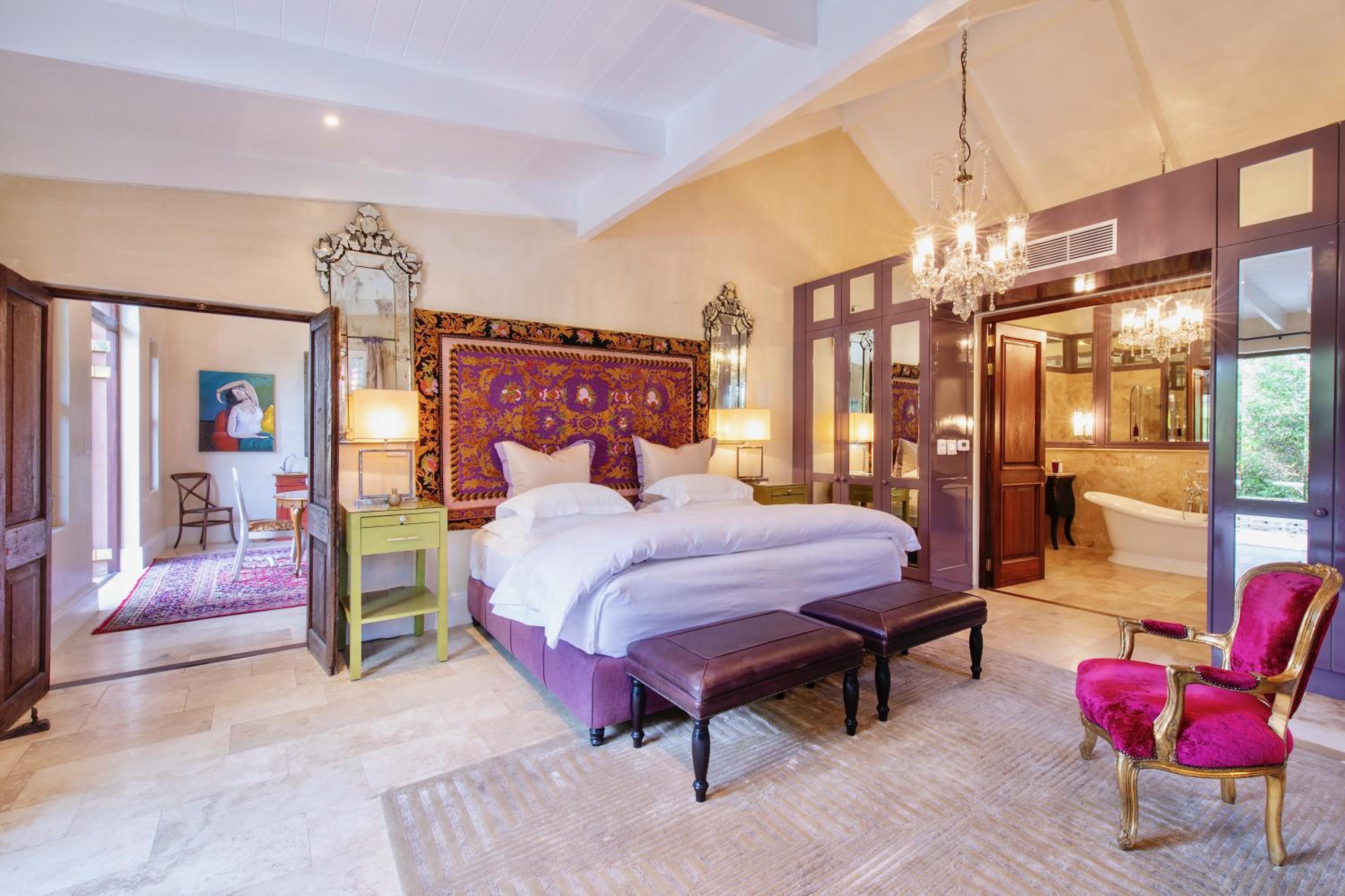 Three-Bedroom Vineyard Suite - Photo 2