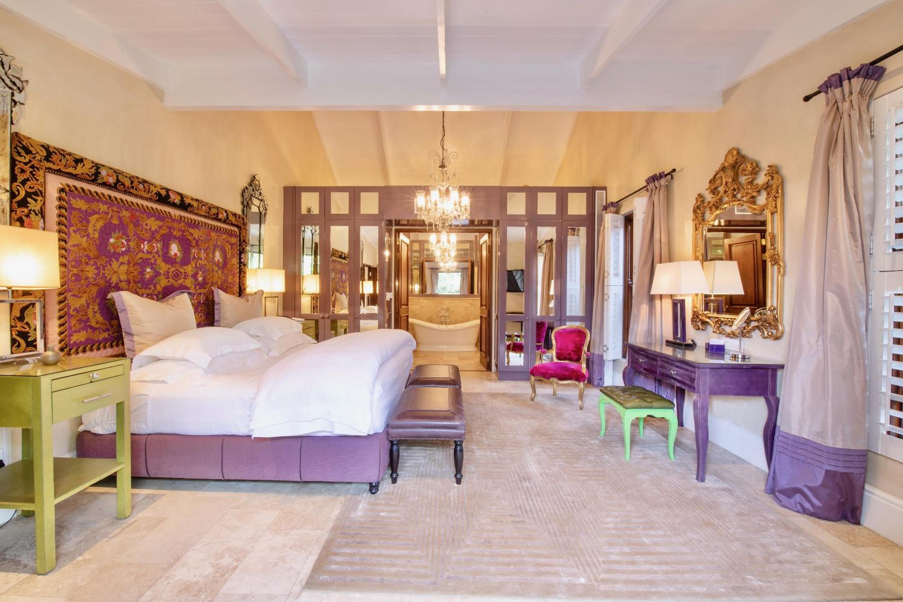 Three-Bedroom Vineyard Suite - Photo 4