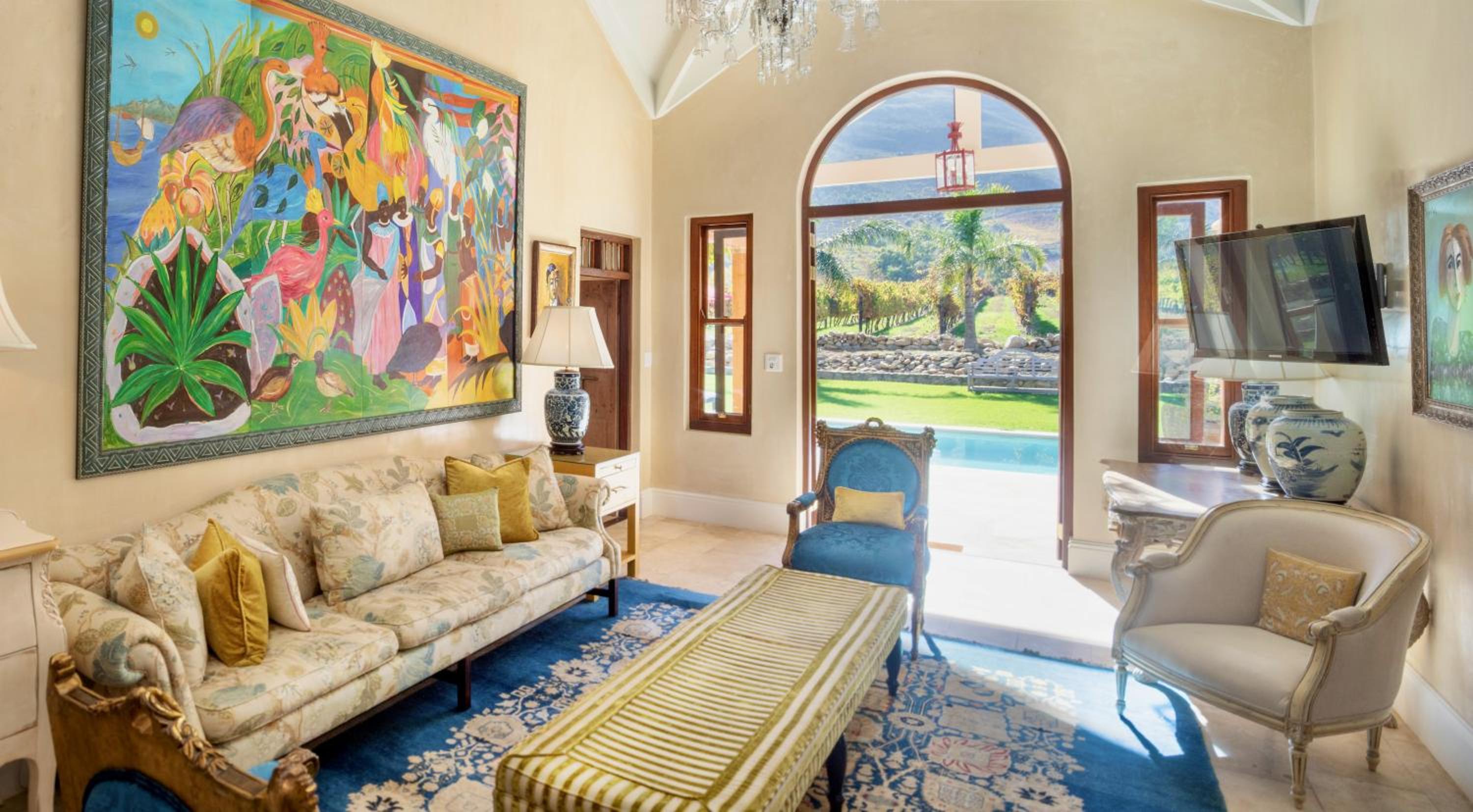 Two-Bedroom Vineyard Suite - Photo 8