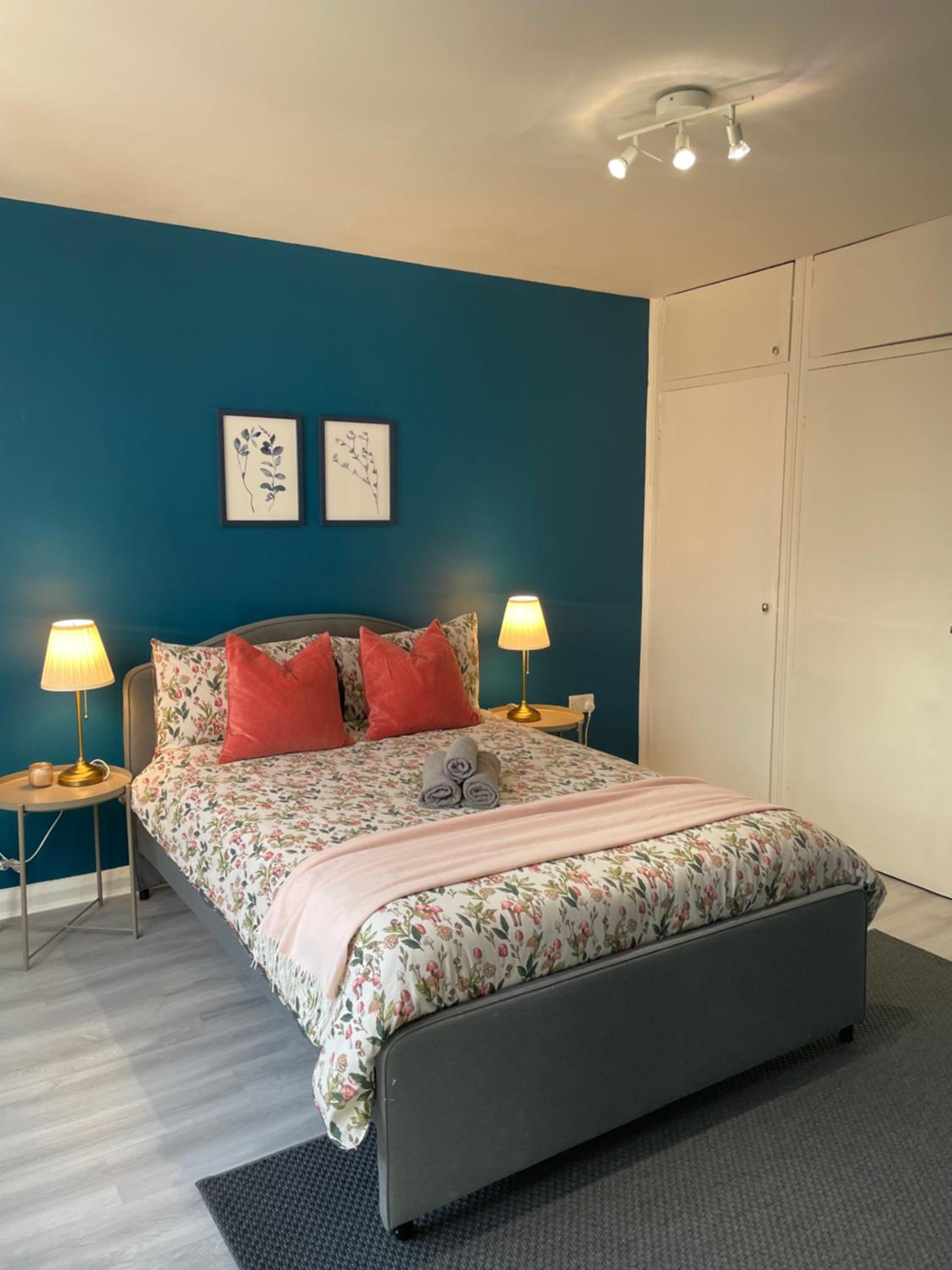 Large Double Room photo 1