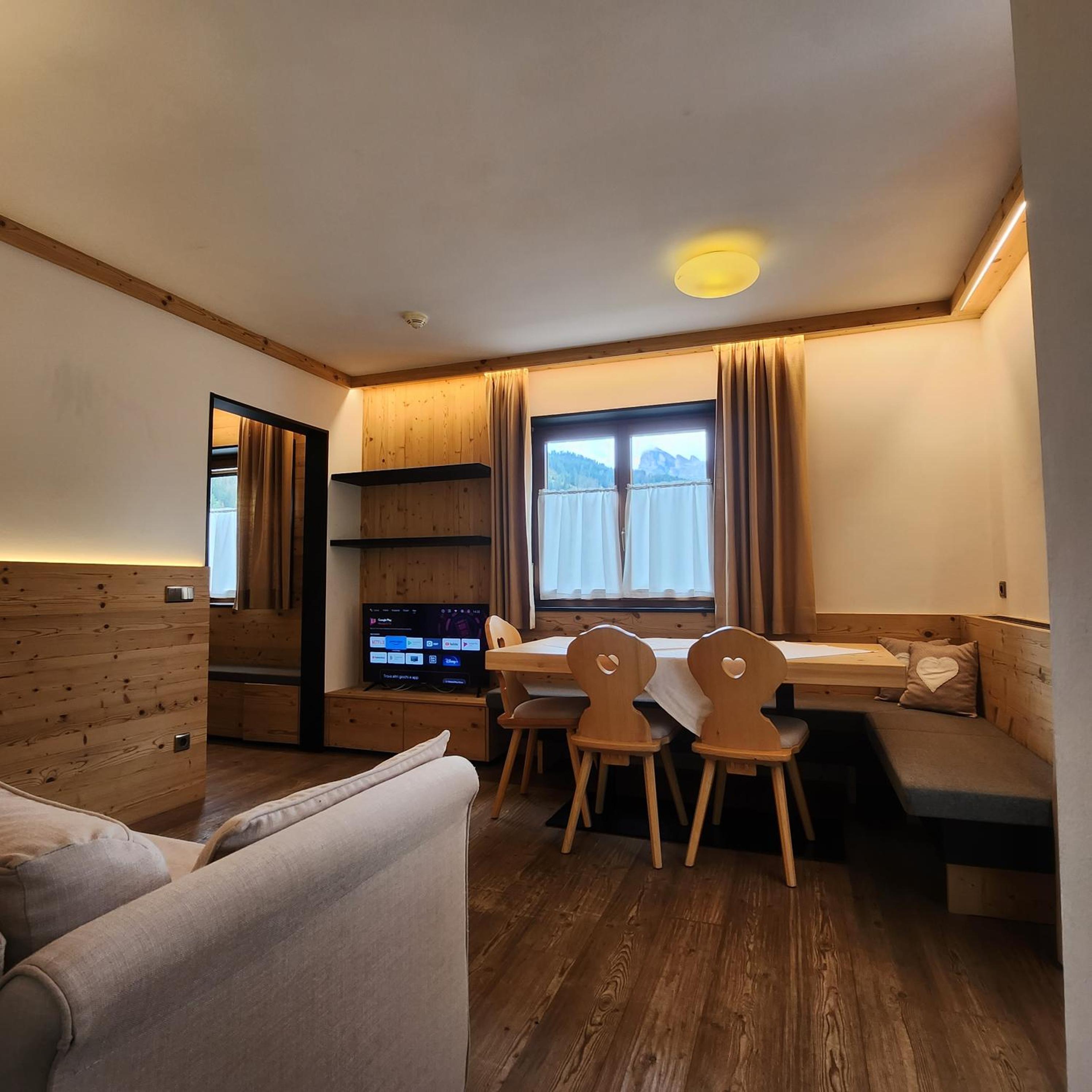One-Bedroom Apartment with Balcony