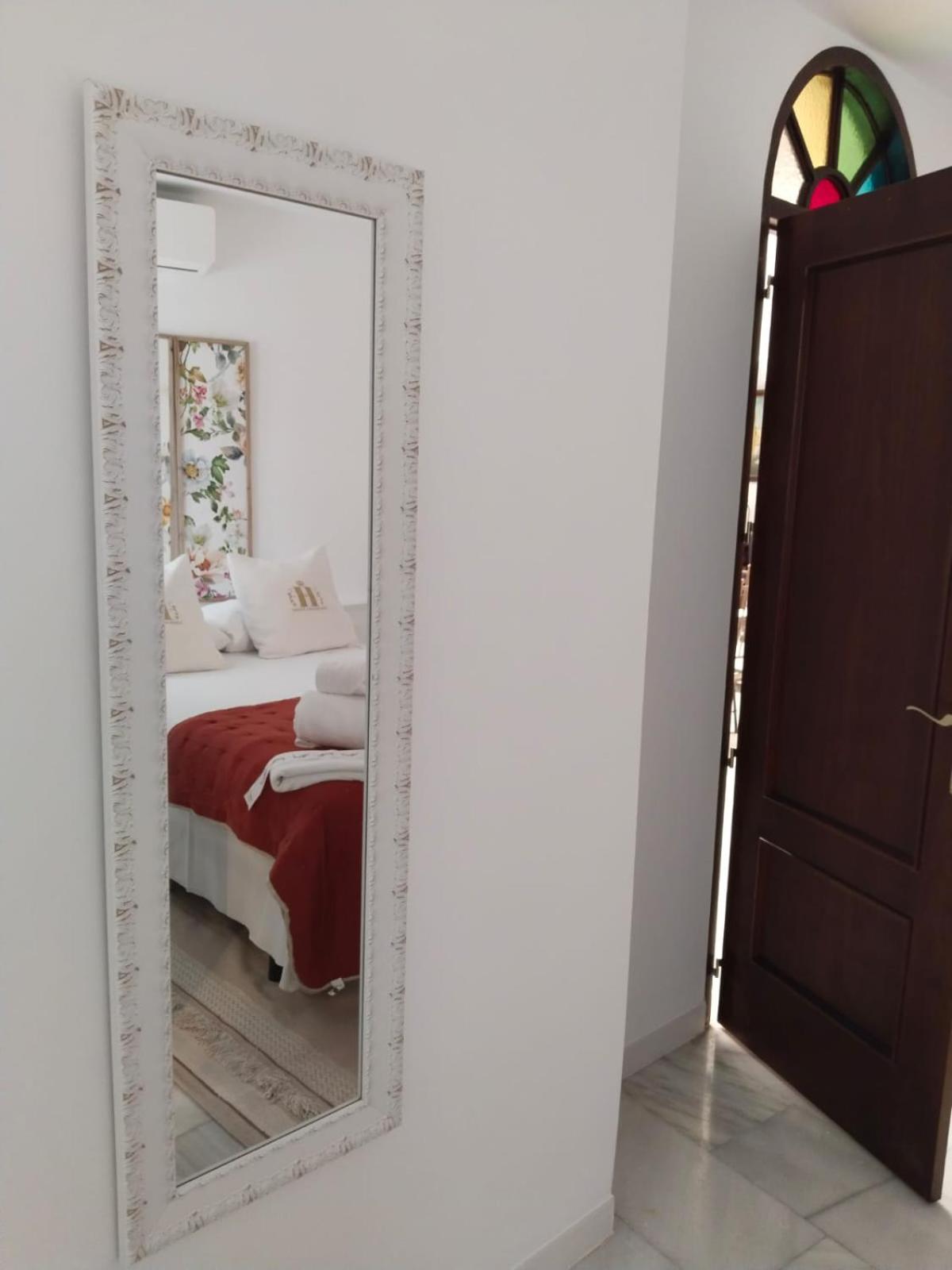 Deluxe Room - Photo 2