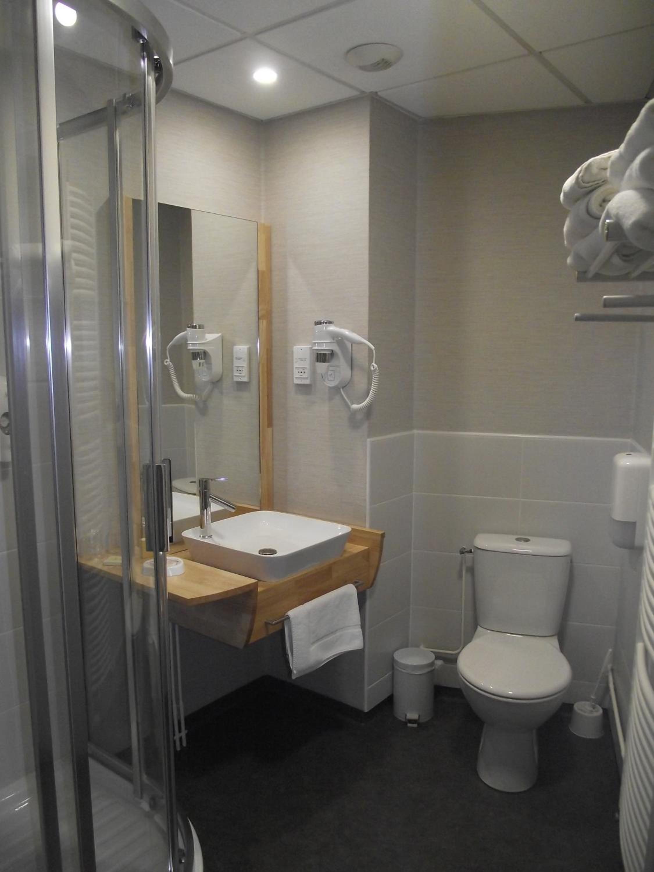 Double Room - Photo 2