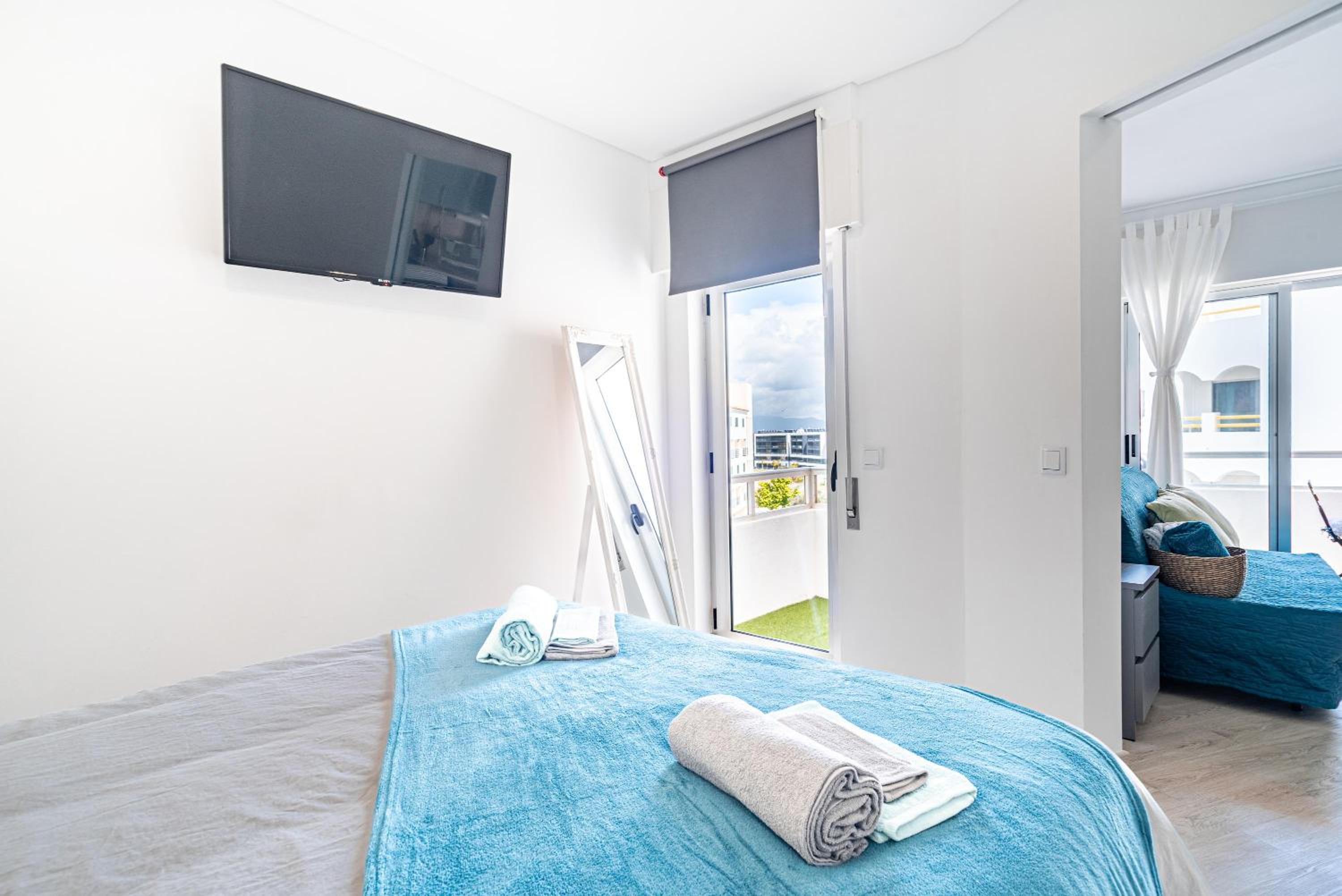 Superior One-Bedroom Apartment with Balcony - Photo 19
