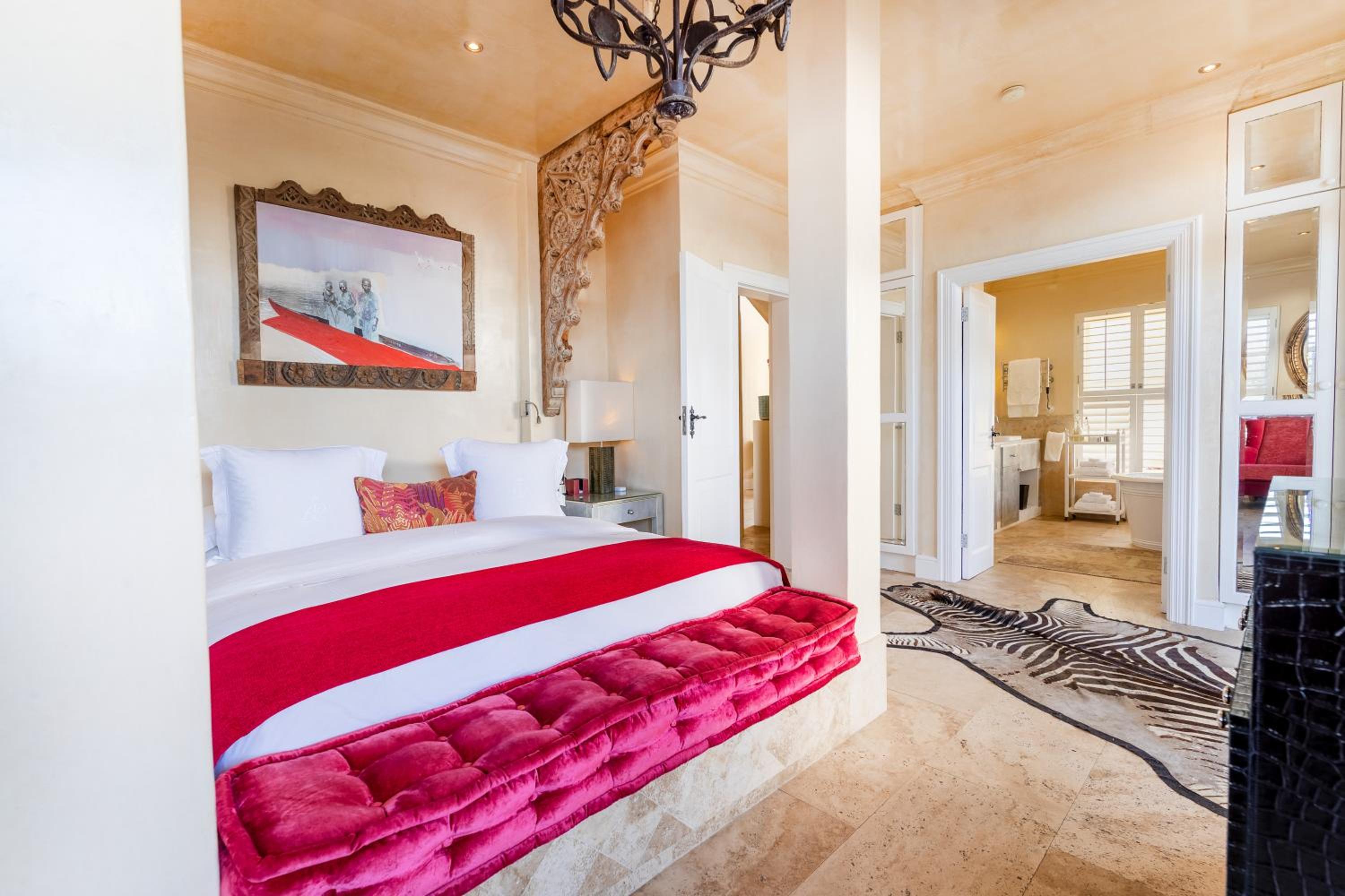 Luxury Room - Photo 2