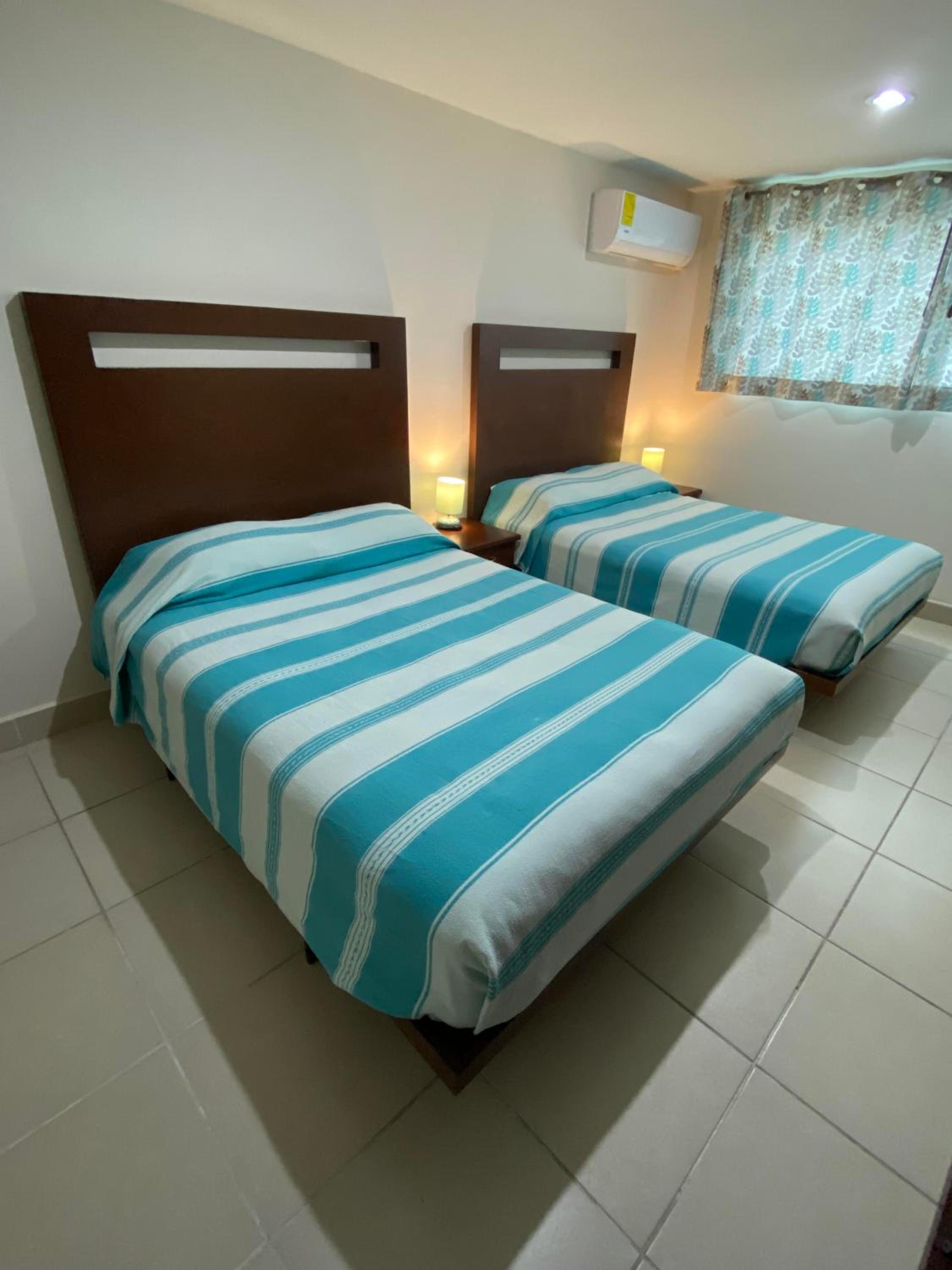 Large Twin Room photo 3