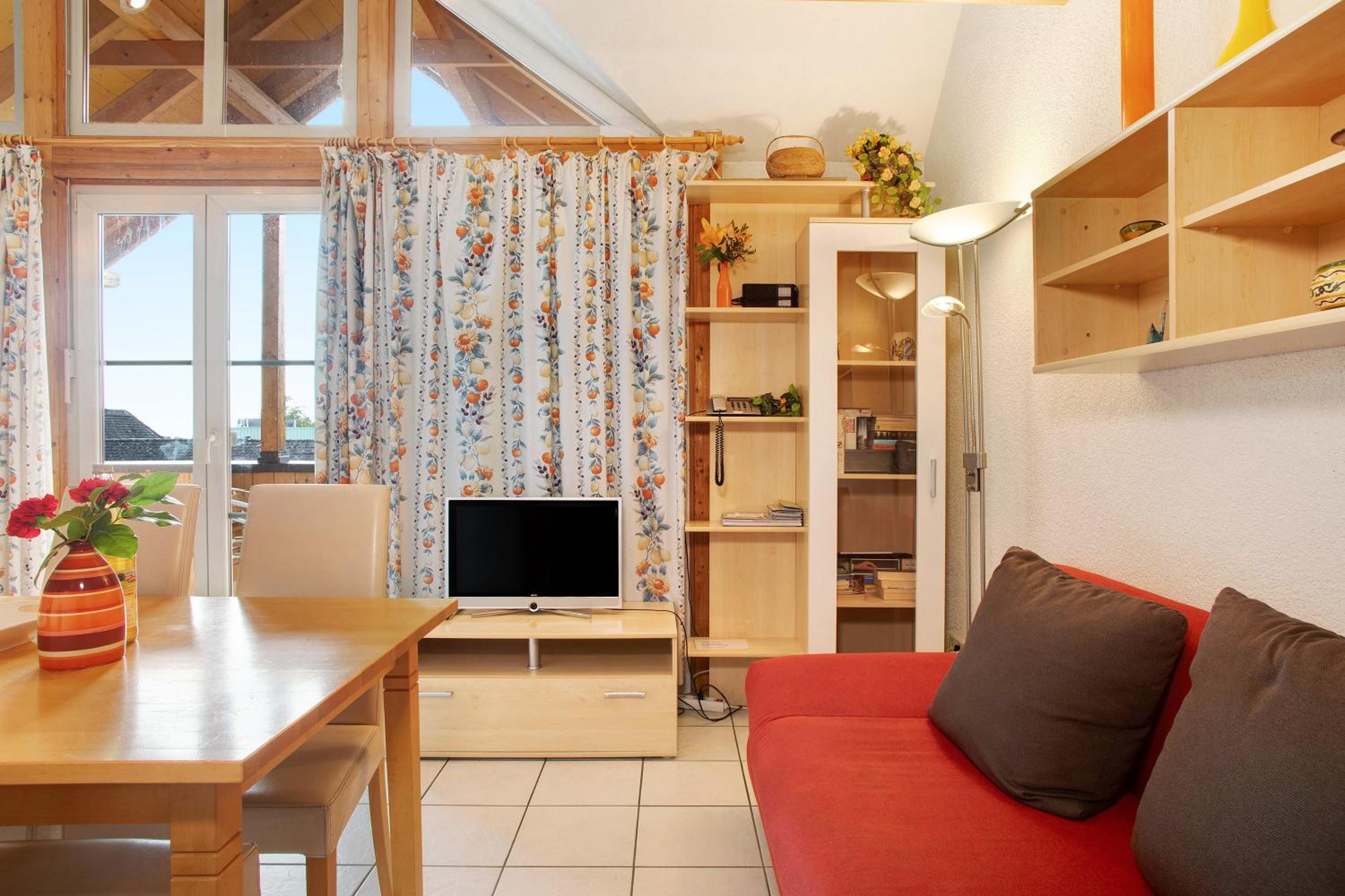 Two-Bedroom Deluxe Apartment with Garden View