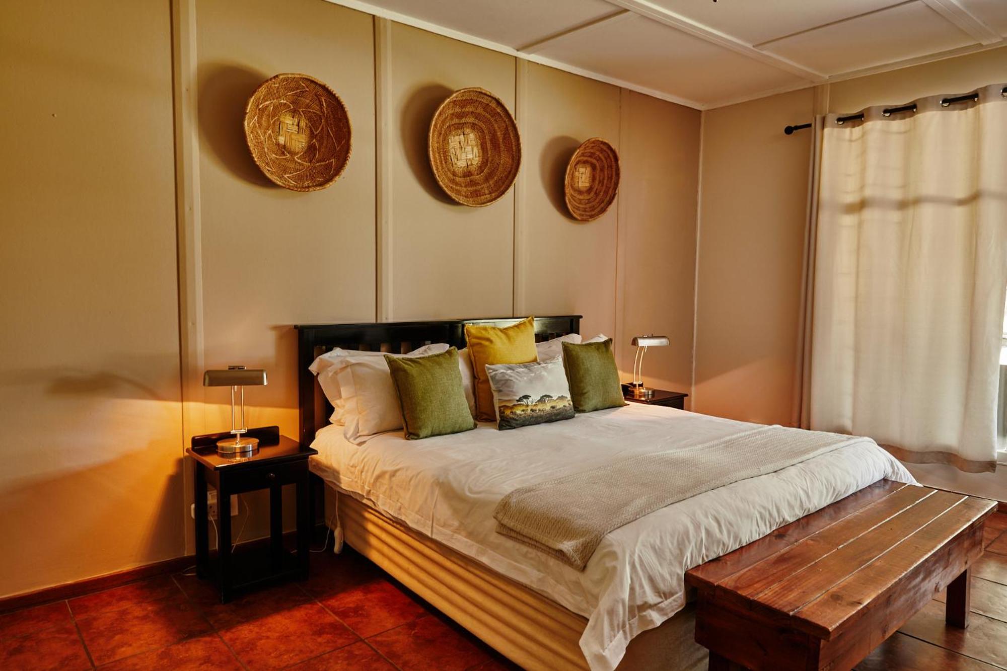 The Farmhouse - Photo 3