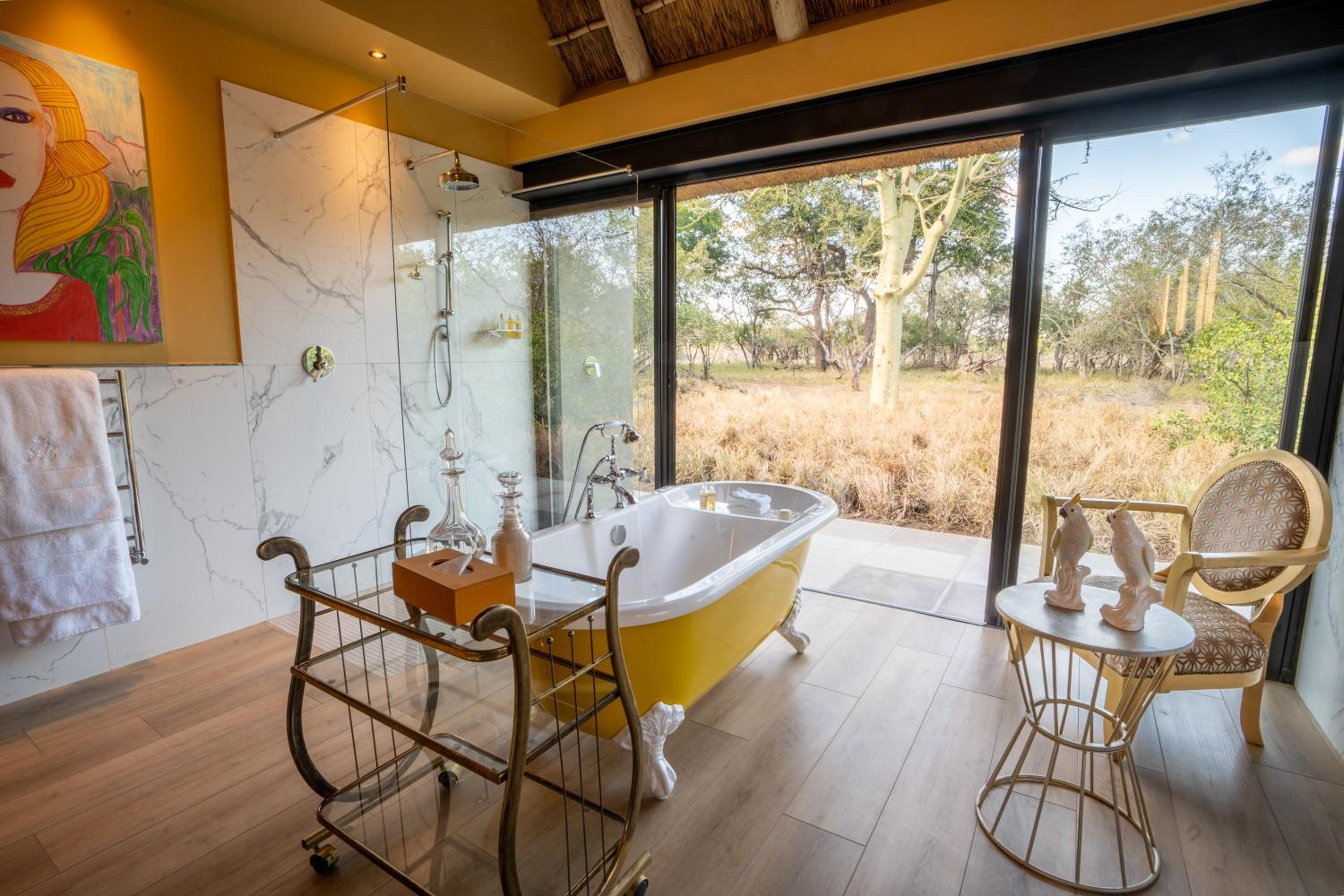 Waterside Lodge  Deluxe Suite - Photo 5
