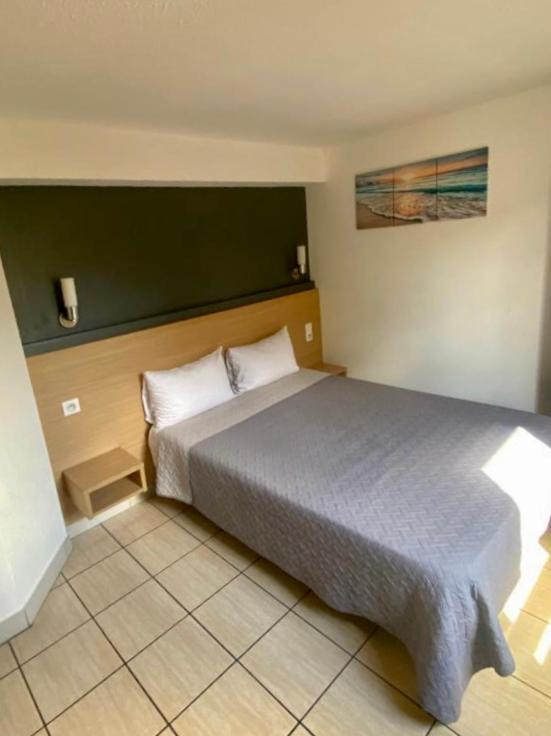Deluxe Double Room with Bath photo 1
