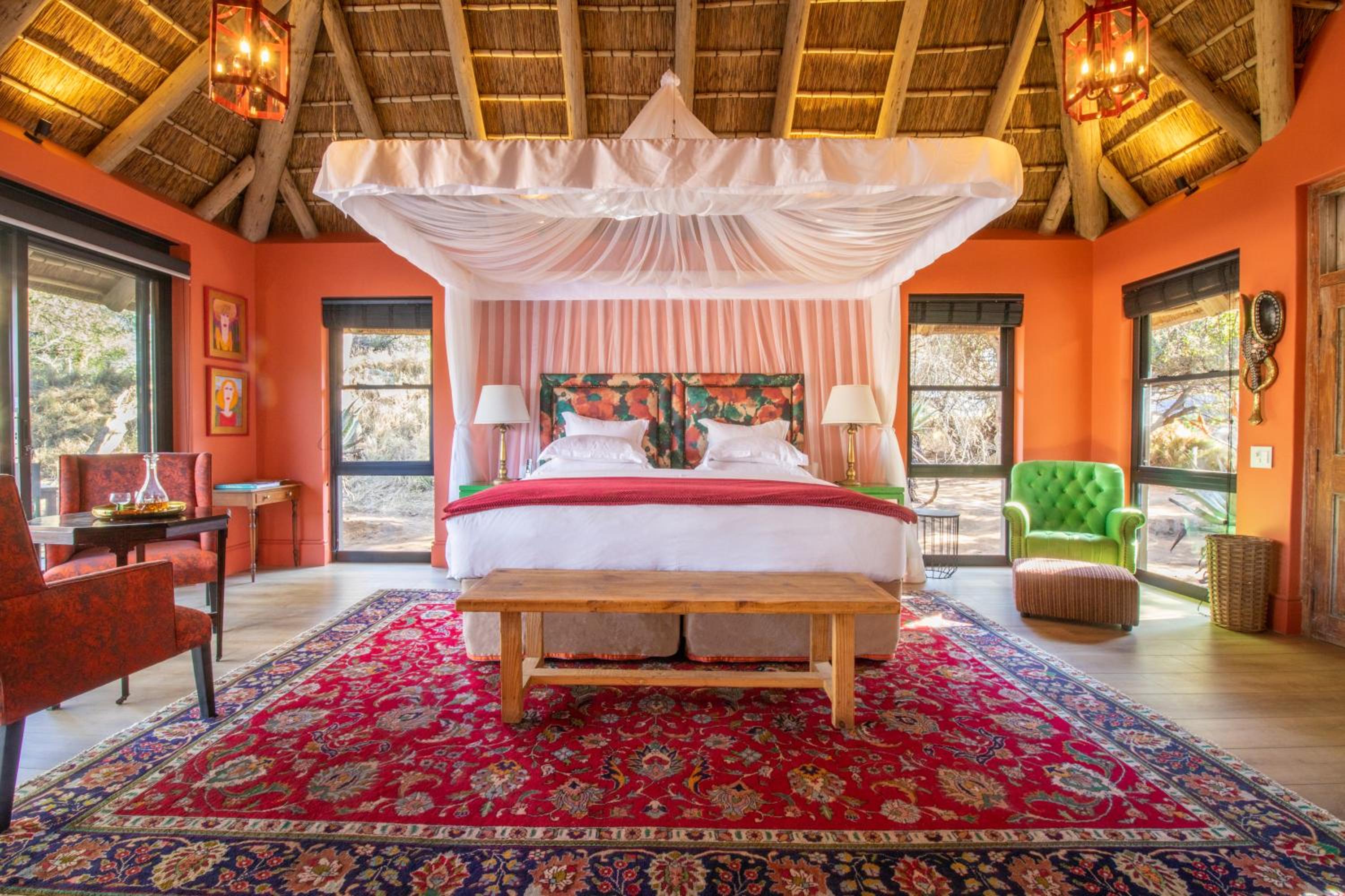 Waterside Lodge  Deluxe Room - Photo 3