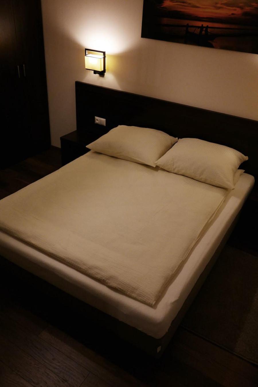 Double Room - Photo 5