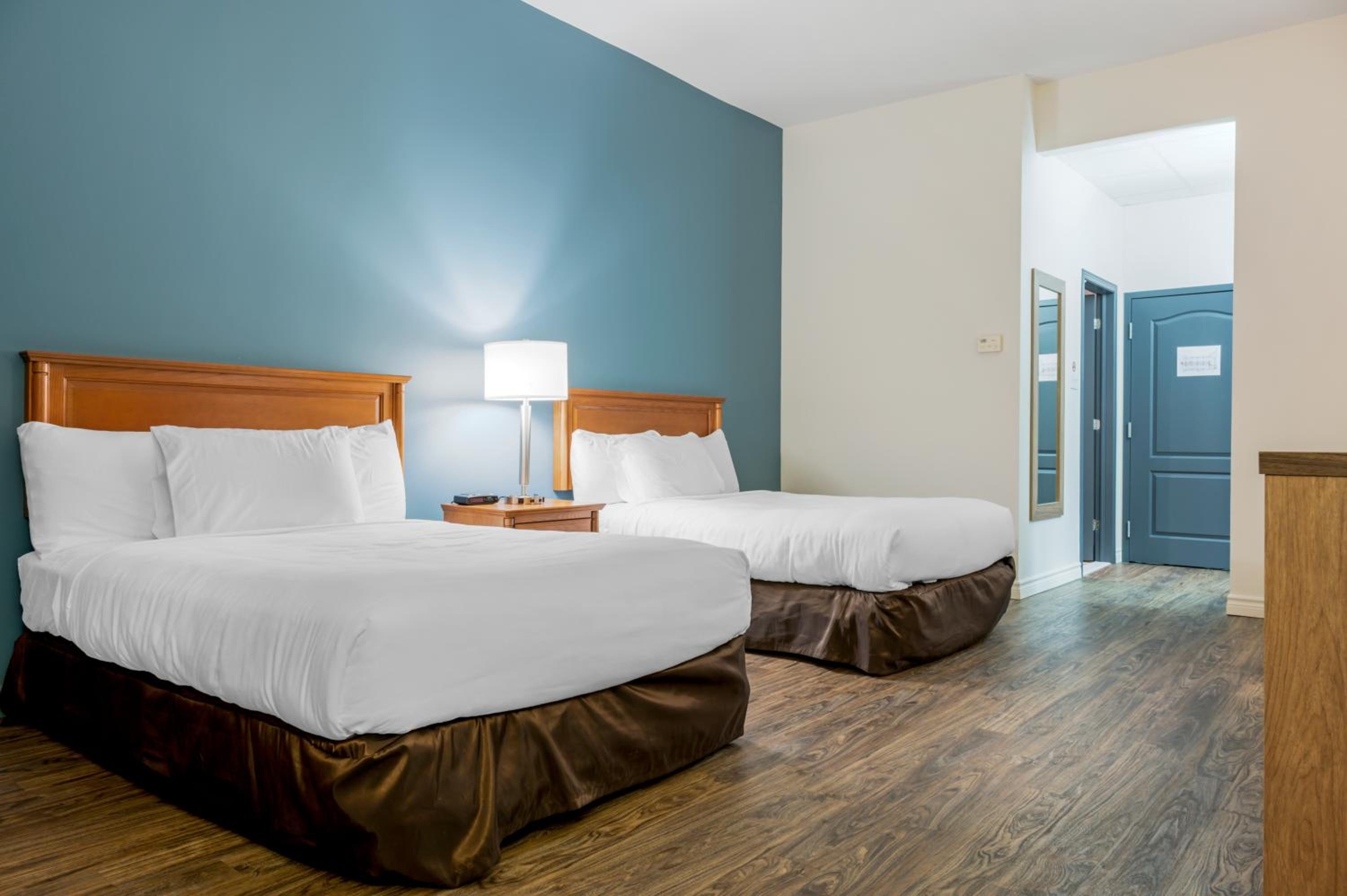 Double Room With Two Double Beds - Non-Smoking photo 1
