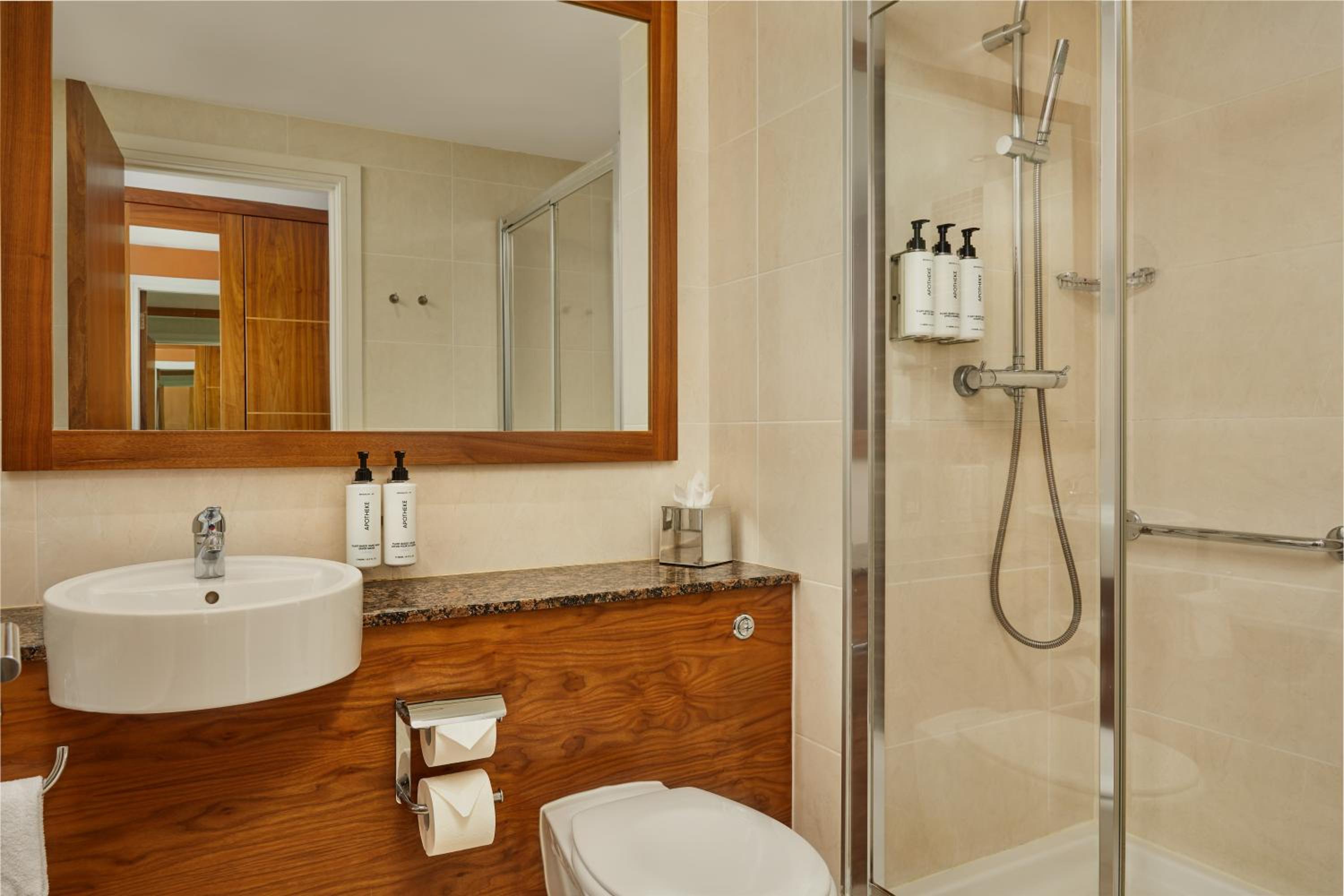 Twin Room - Photo 2