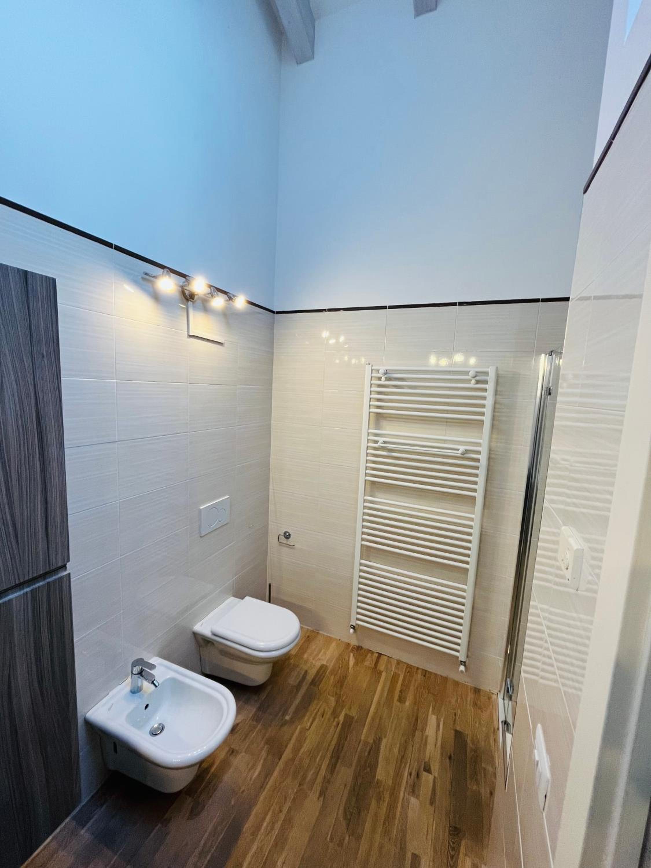 Two-Bedroom Apartment - Photo 5