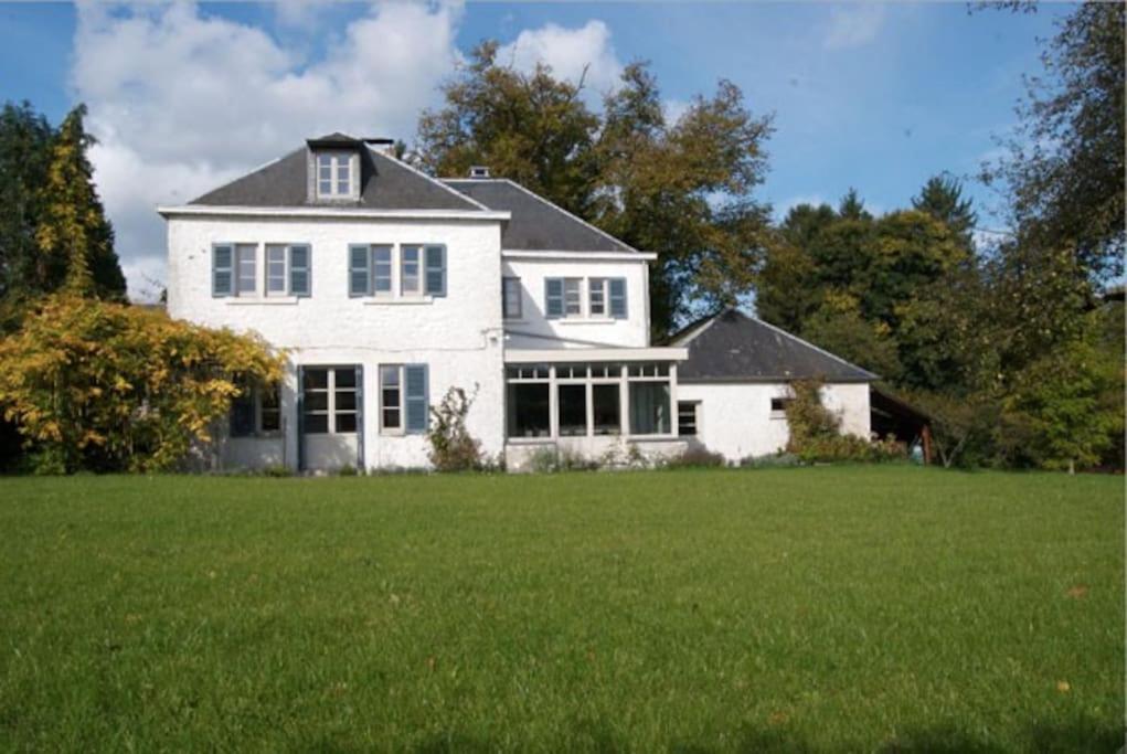 Villa photo 3