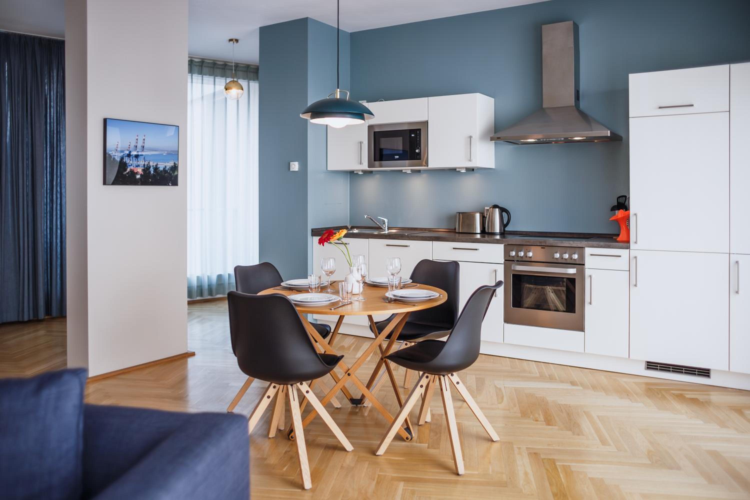 Deluxe Apartment
