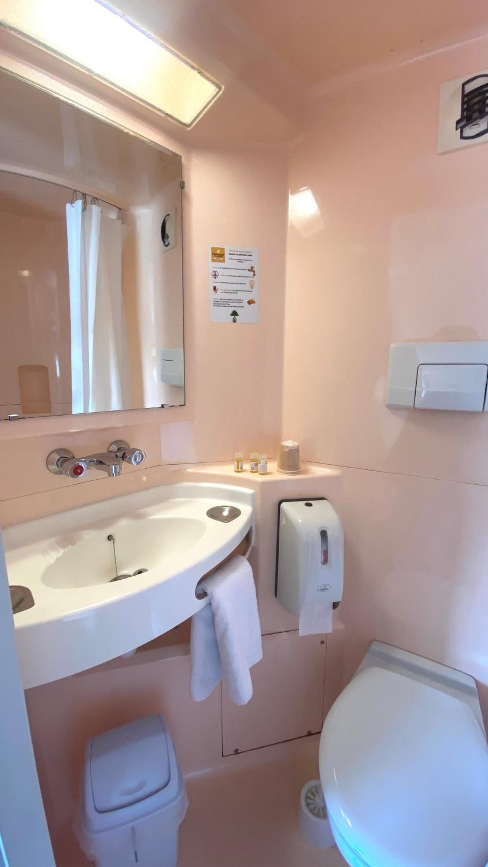 Triple Room - Photo 2