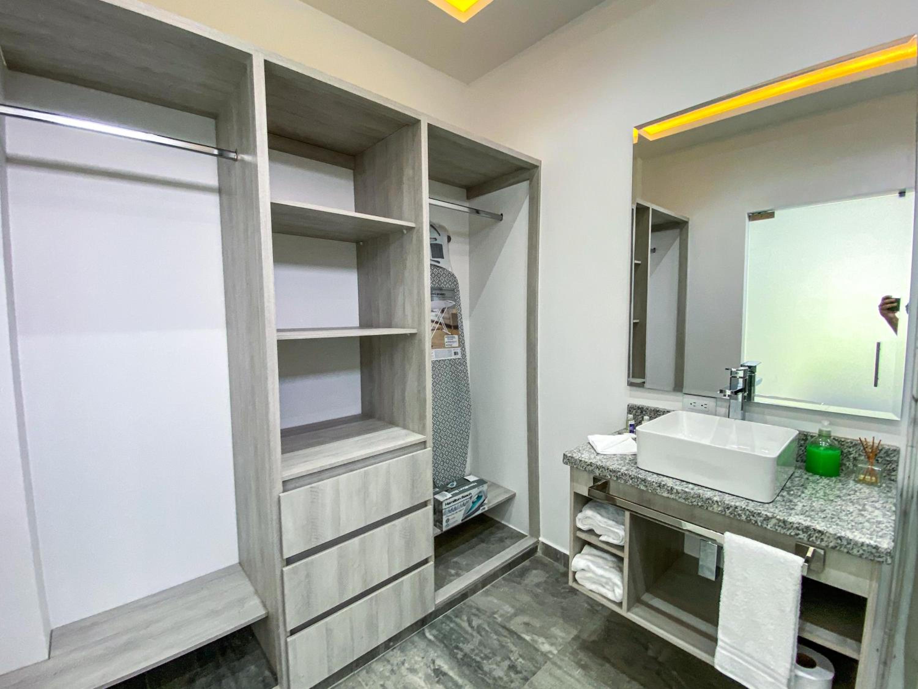 Deluxe Double Room With Shower photo 3