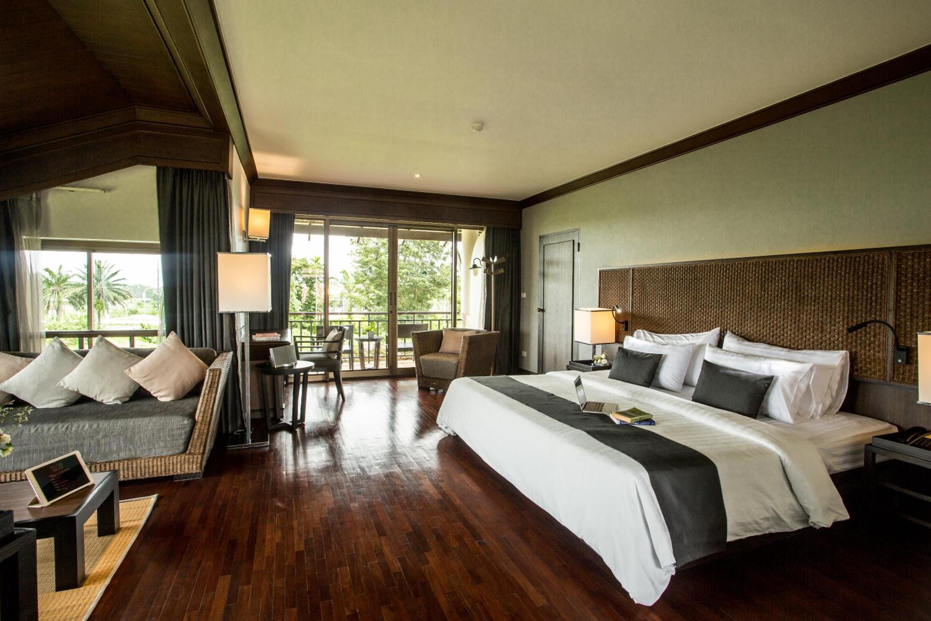 Junior Suite (2 Adults)