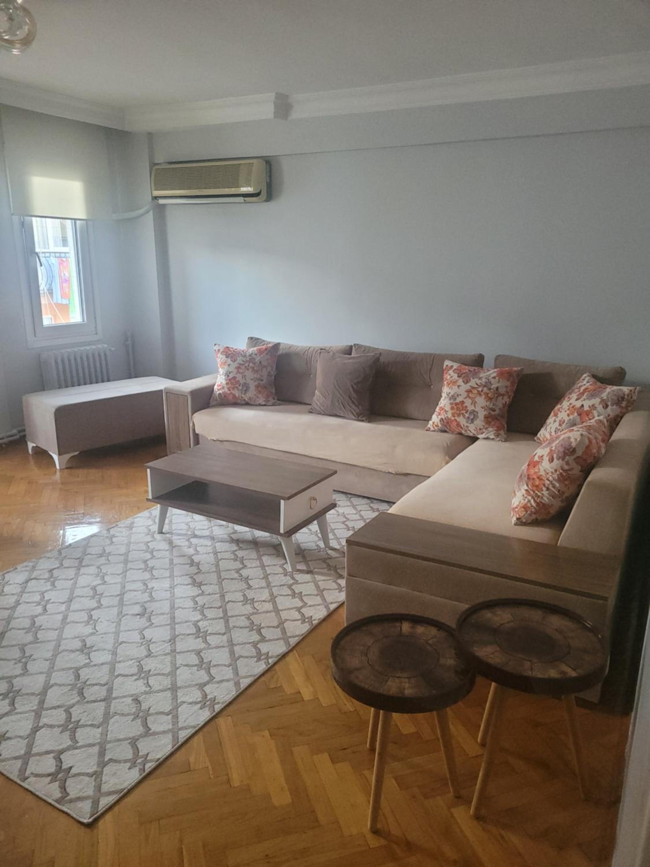 Three-Bedroom Apartment photo 1