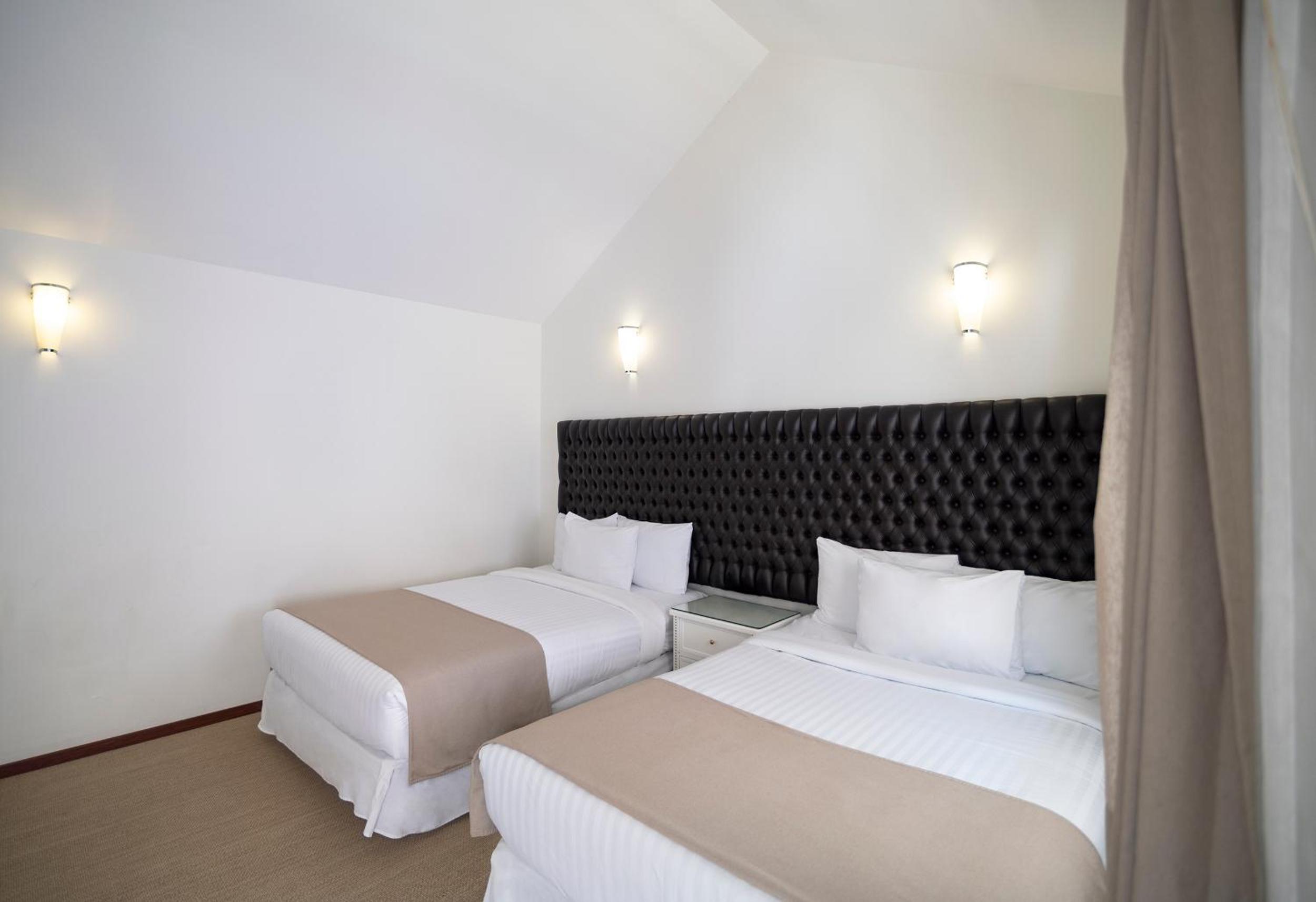 Standard Double Room photo 2