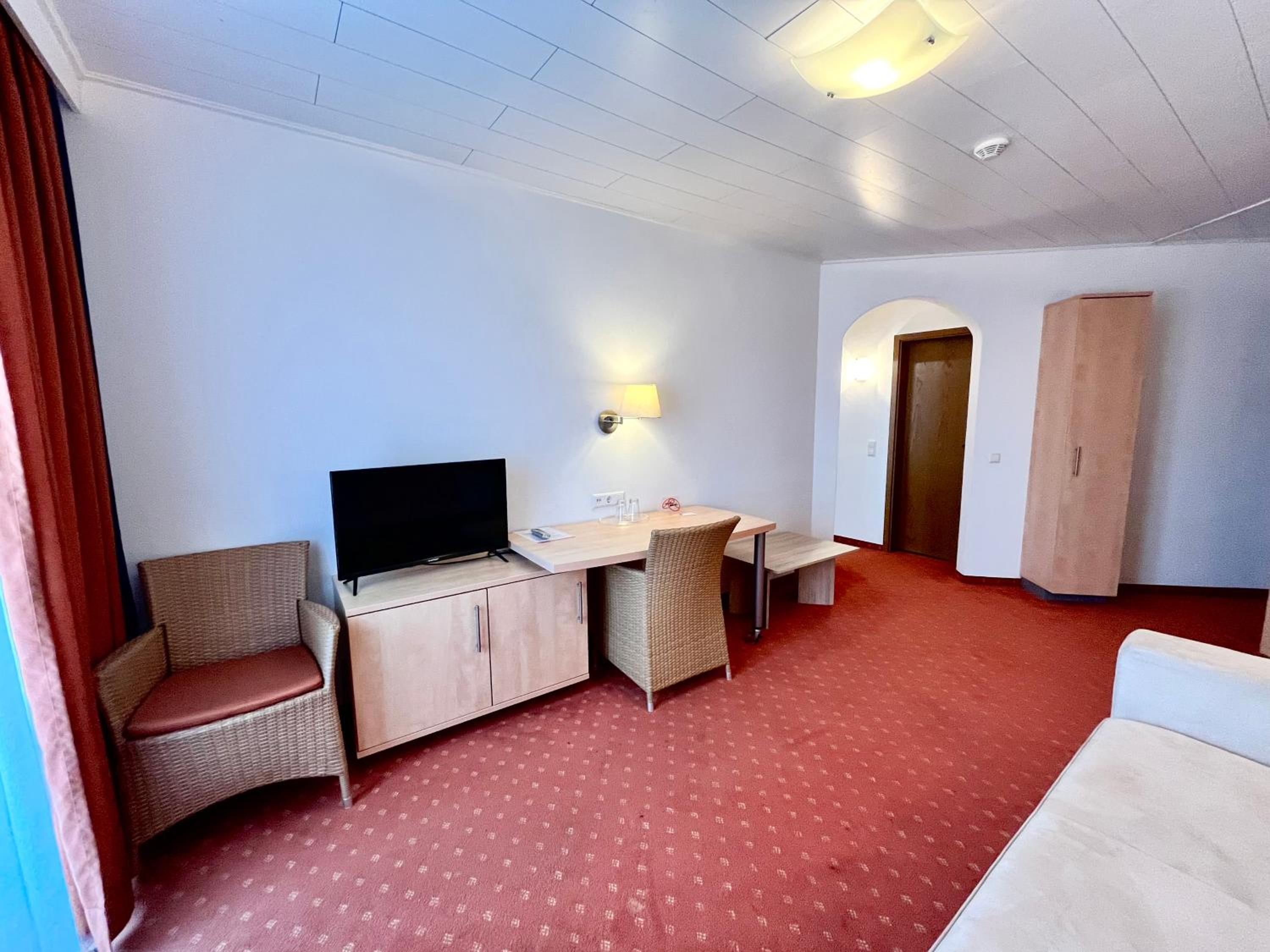 Suite with Balcony photo 2