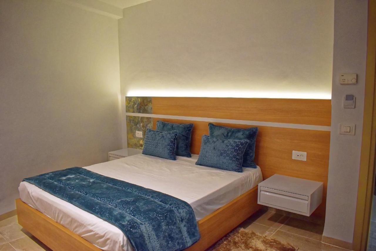 Deluxe Double Room with Sea View photo 3