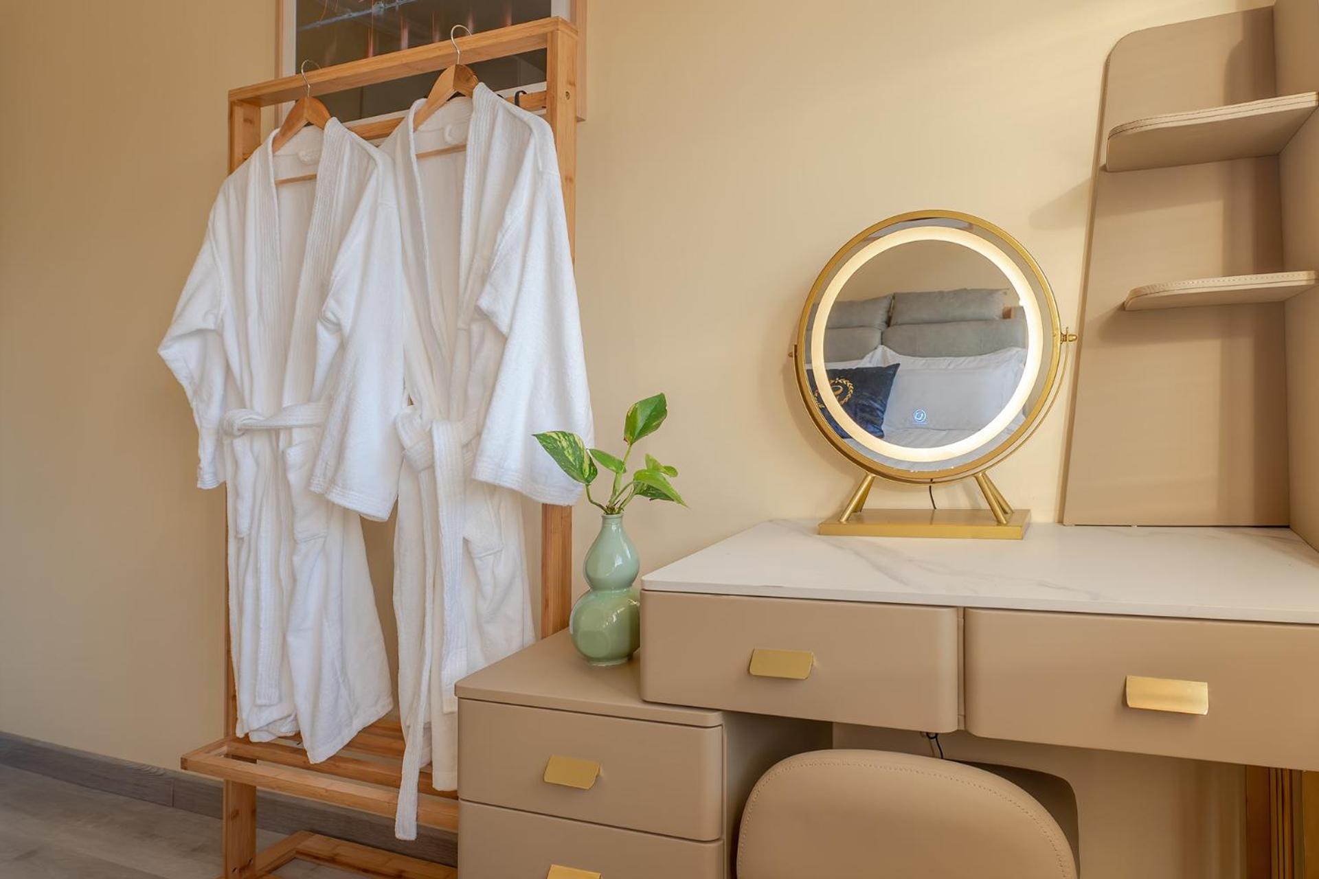 Double Room With Shared Bathroom