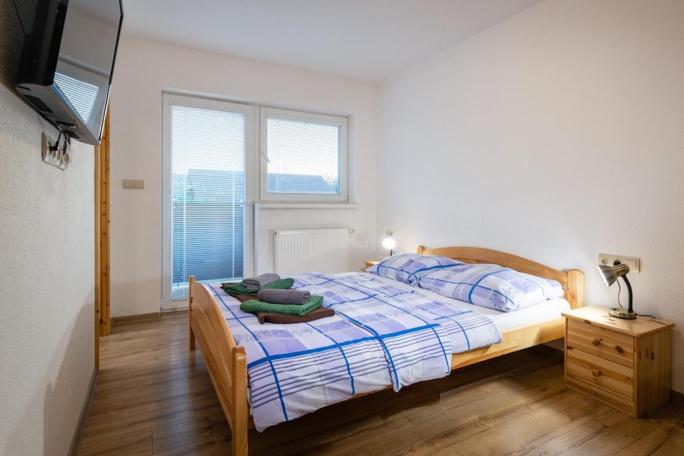 Deluxe Double Room with Bath - Photo 41