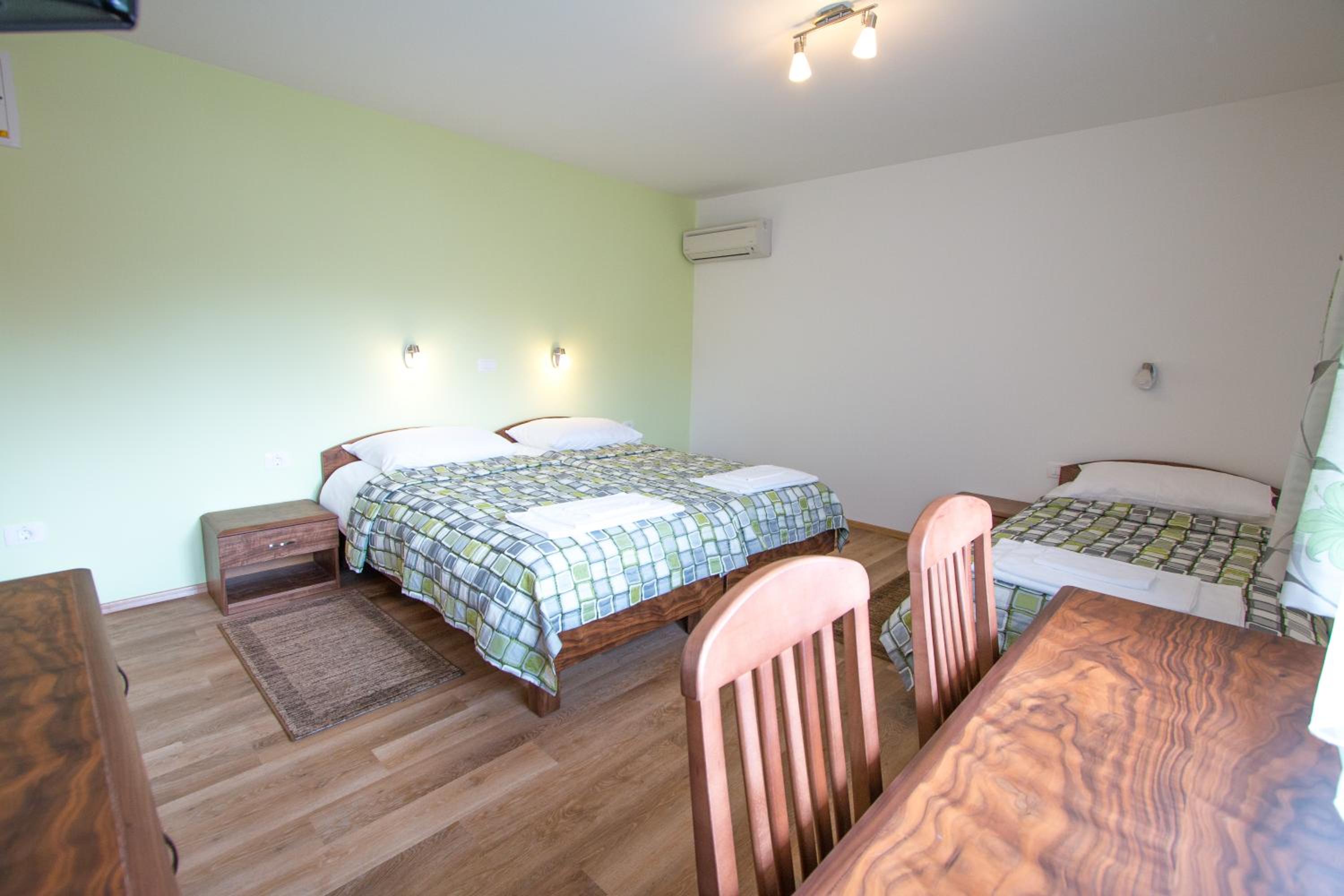 Triple Room - Photo 3
