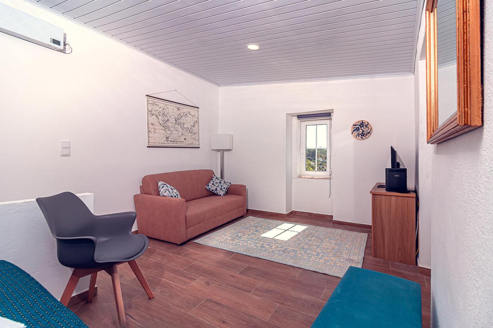 One-Bedroom House photo 1