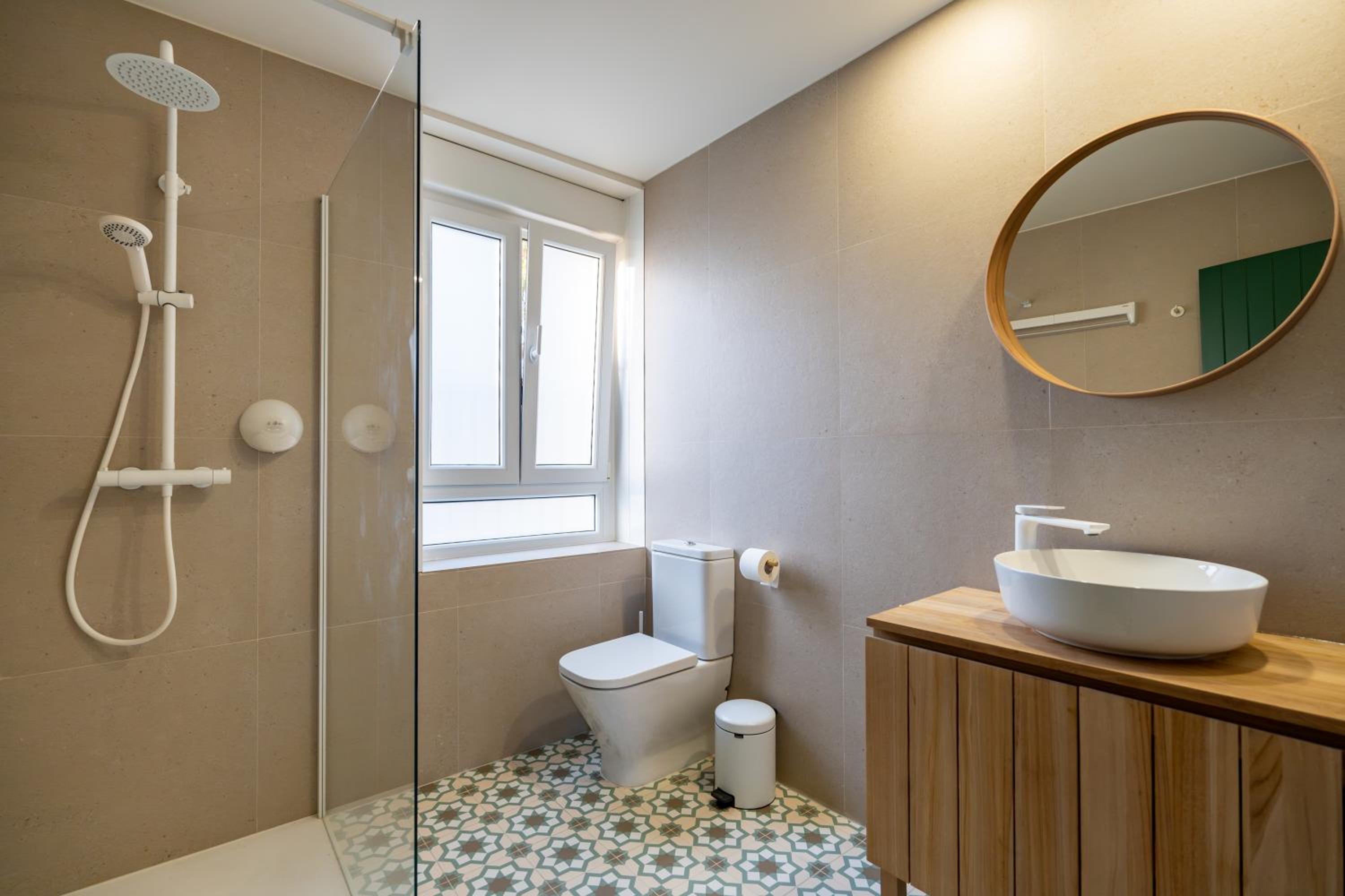 Three-Bedroom Apartment - Photo 18