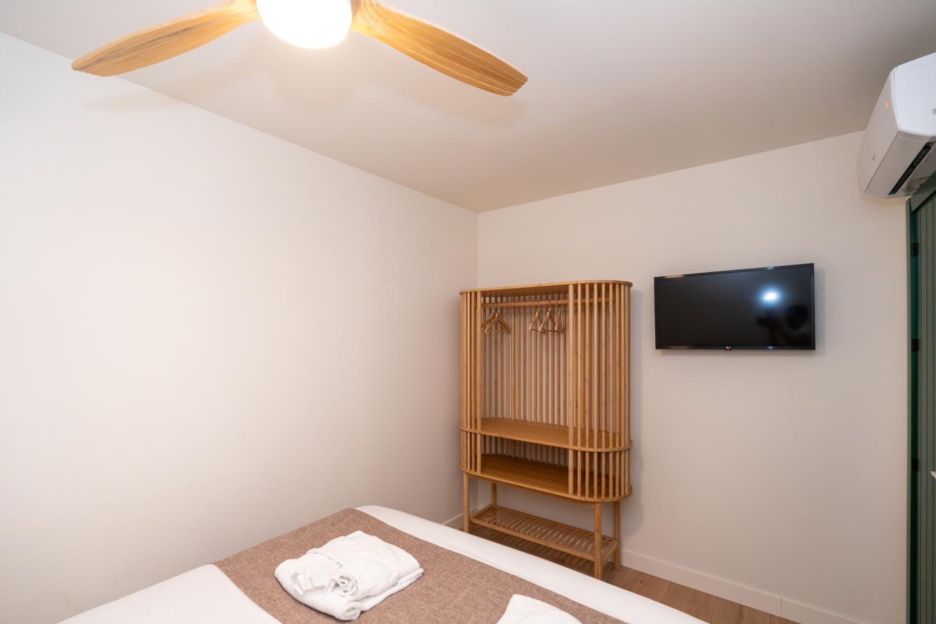Two-Bedroom Apartment - Photo 9